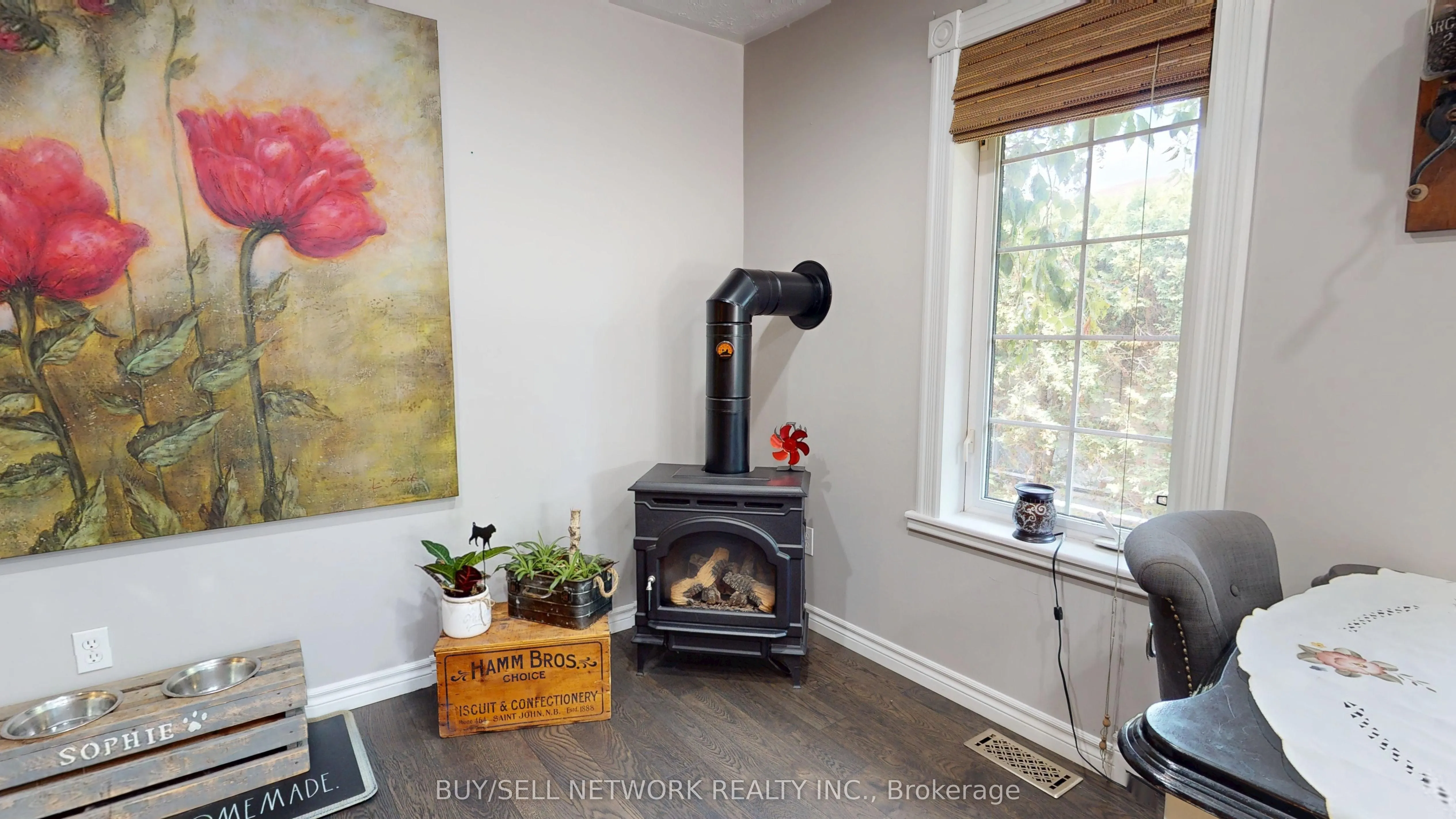 2504 Idyllwood Crescent
