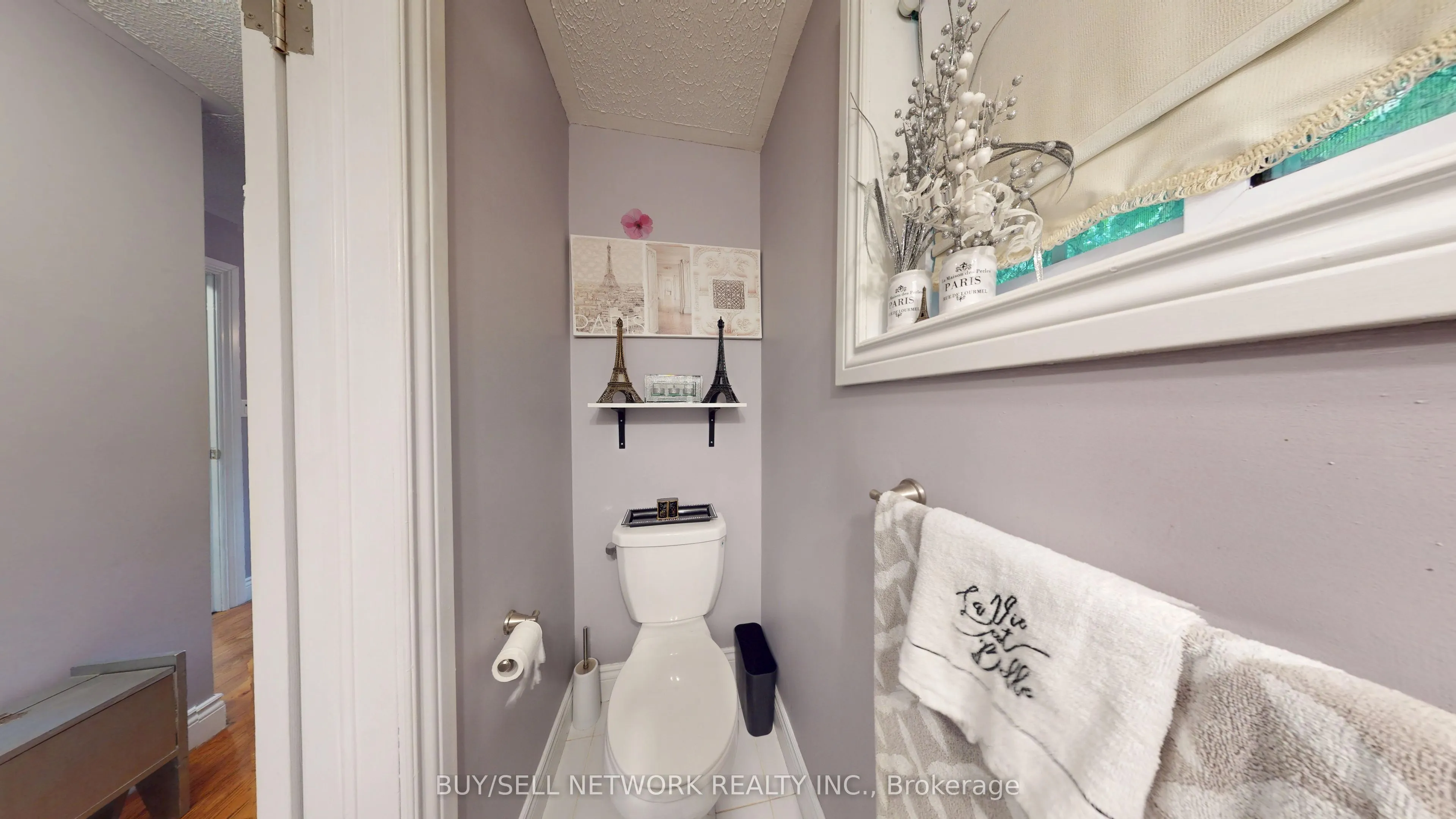 2504 Idyllwood Crescent