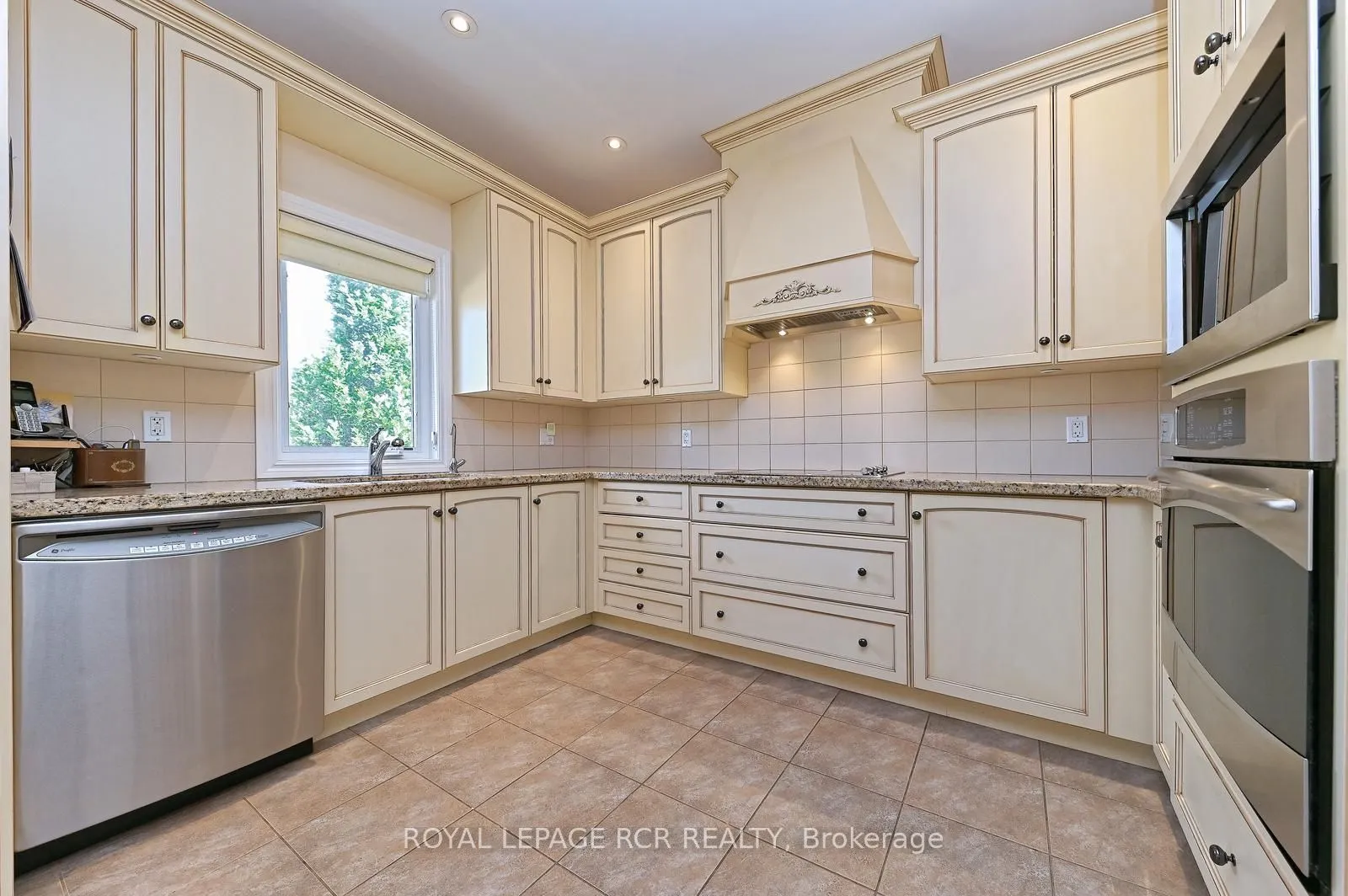200 Kingfisher Drive, #174