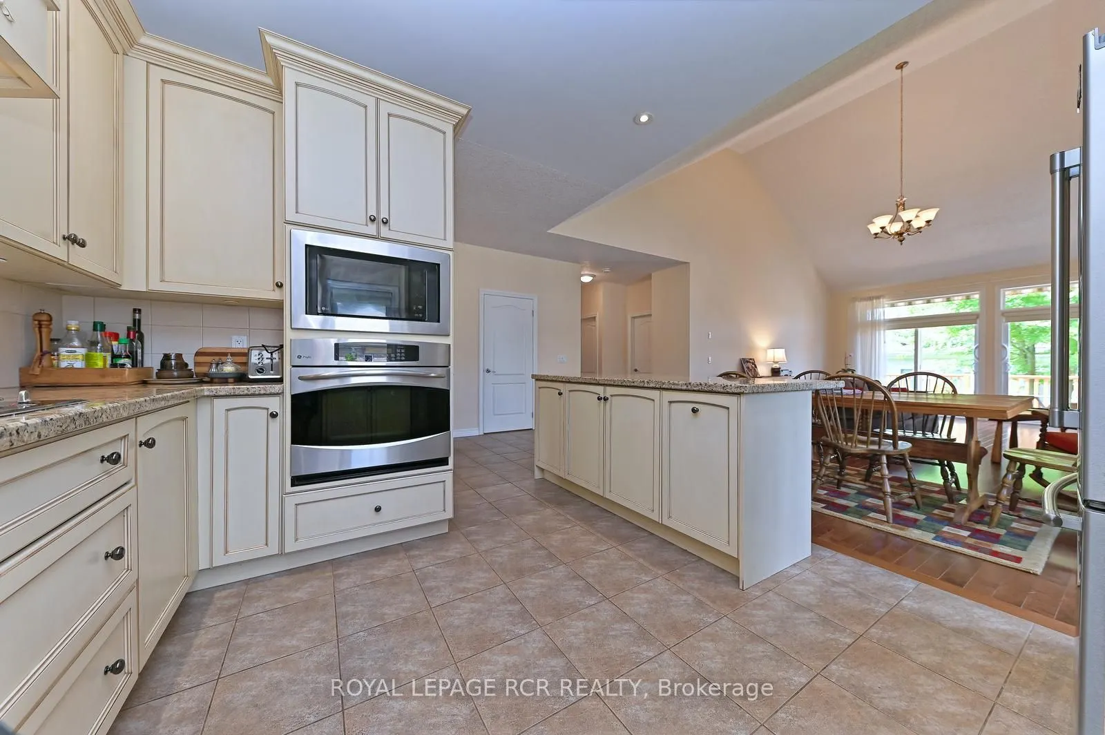 200 Kingfisher Drive, #174