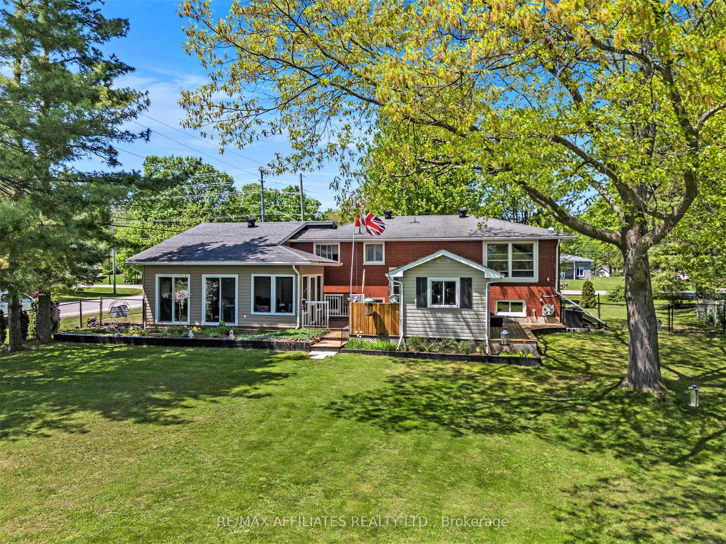 57 Golf Club Road
