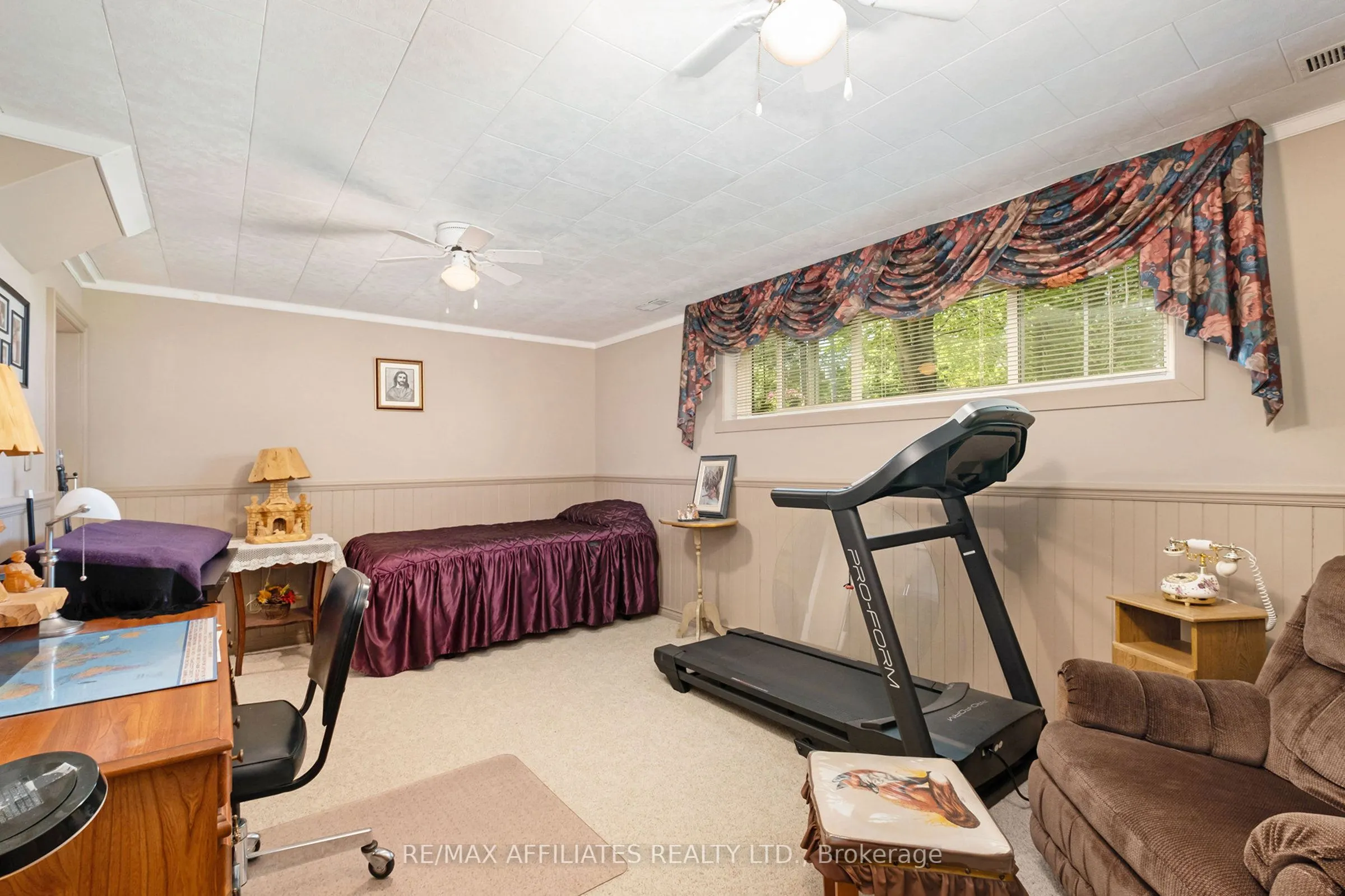 57 Golf Club Road