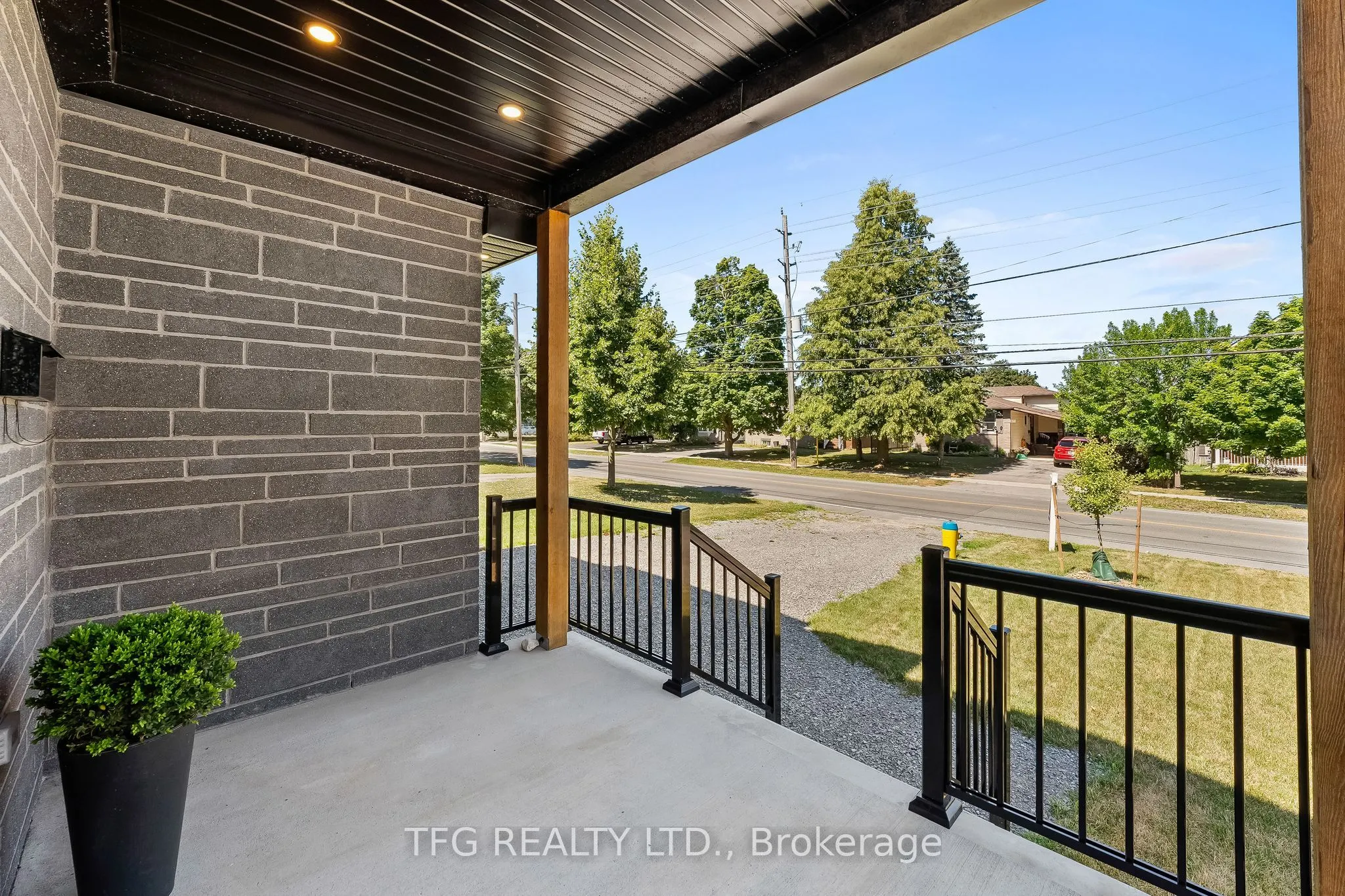 678 Otonabee Drive