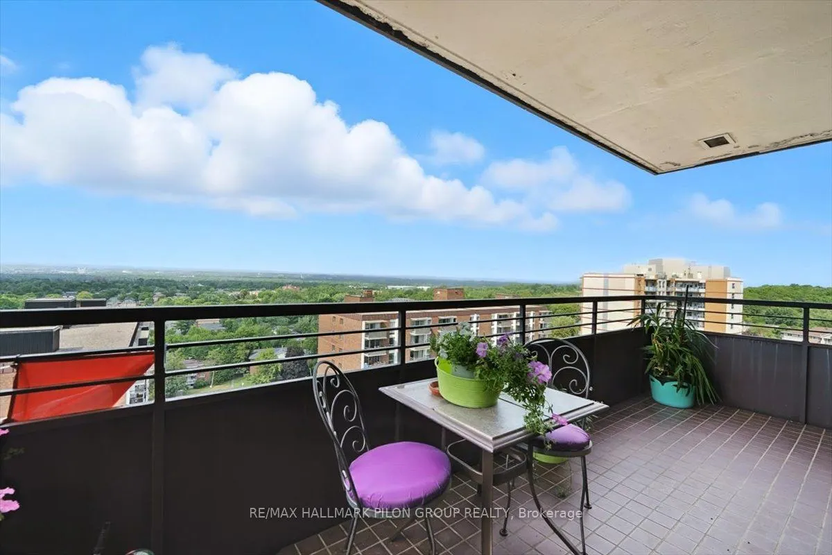 505 St Laurent Boulevard, #1503