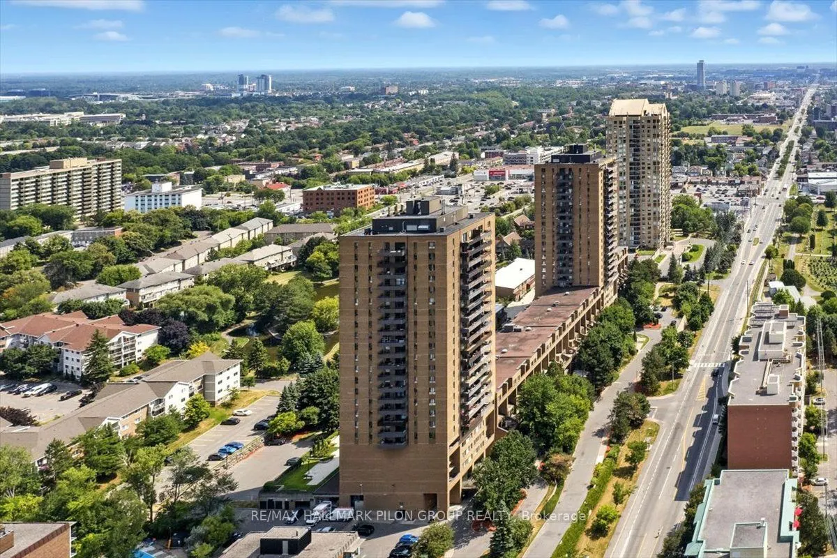 505 St Laurent Boulevard, #1503