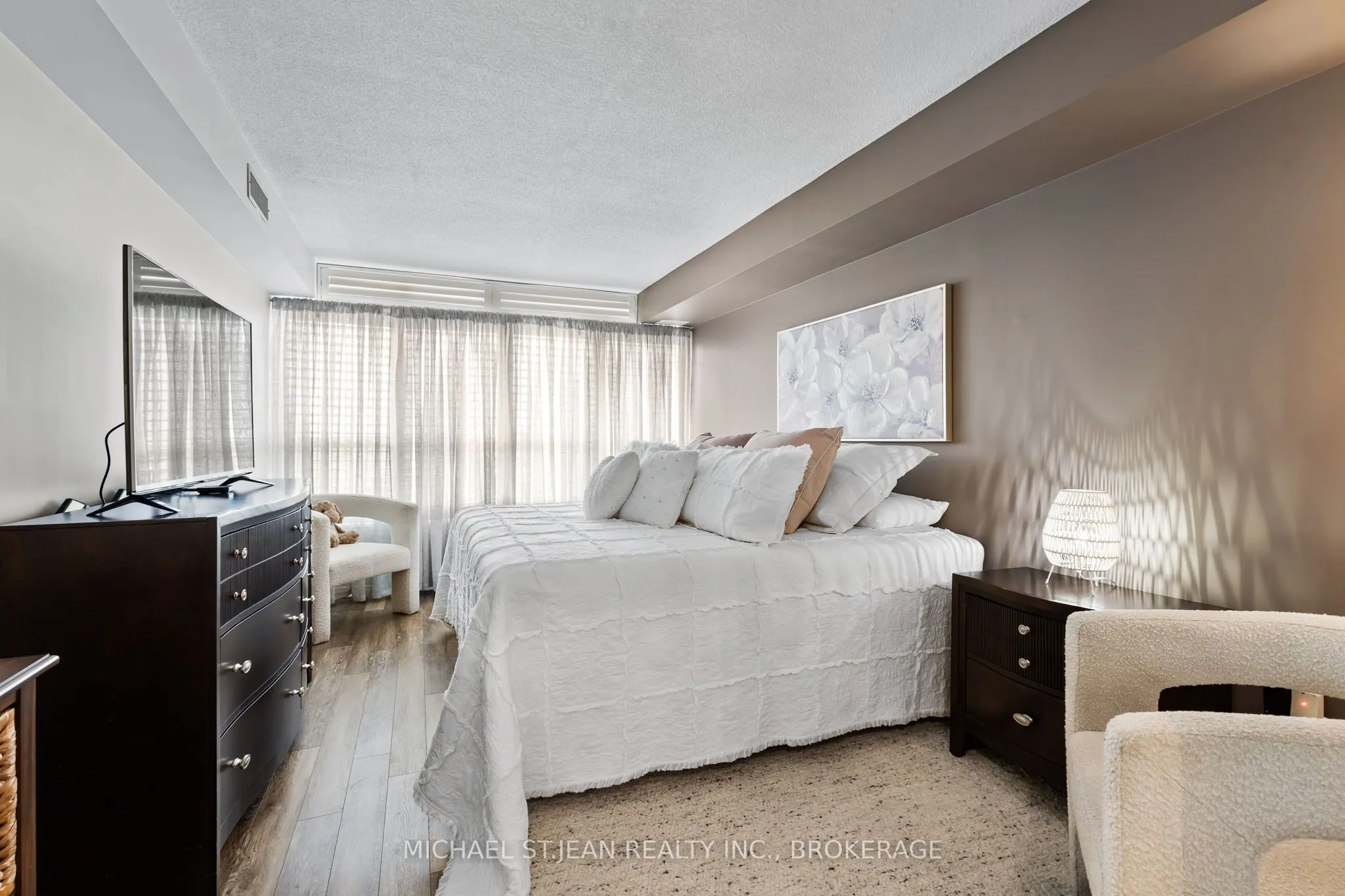 5100 Dorchester Road, #704