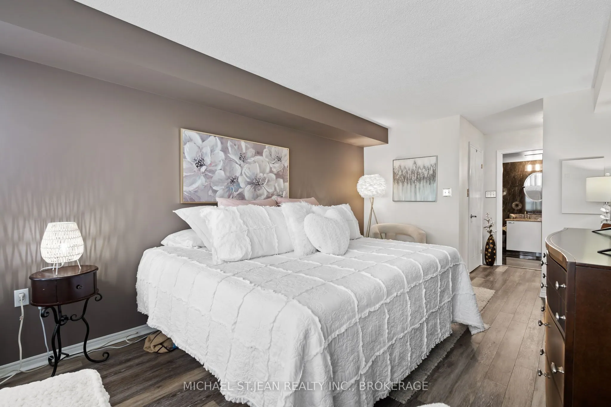 5100 Dorchester Road, #704