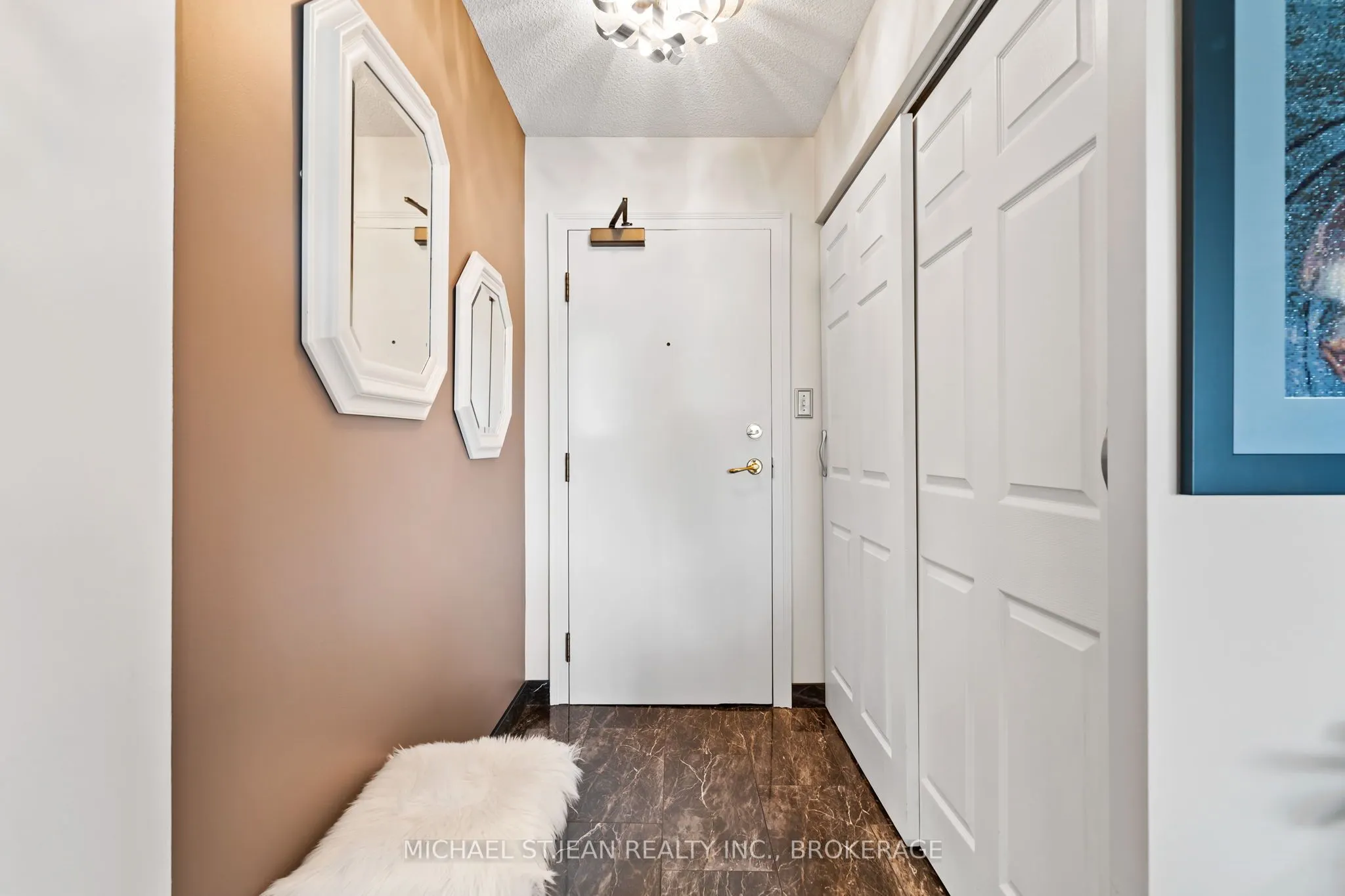 5100 Dorchester Road, #704