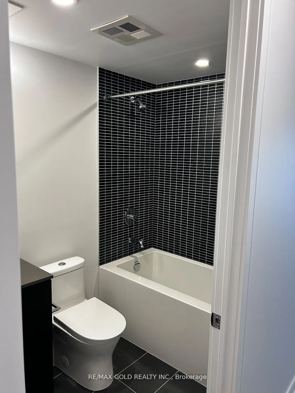 1 Jarvis Street, #1312
