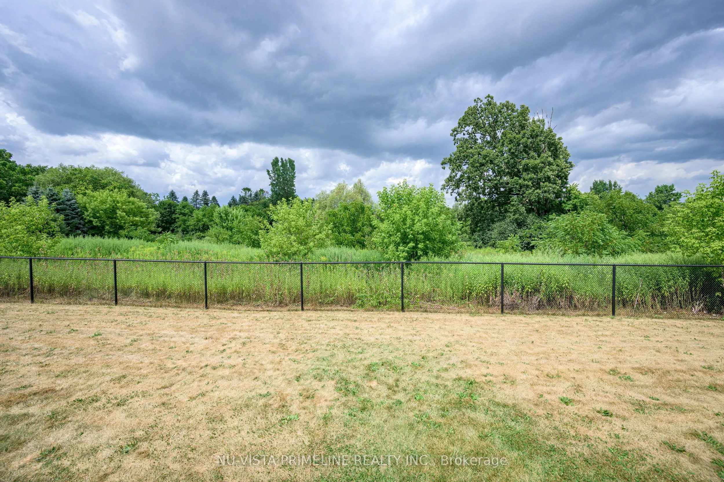 1010 Fanshawe Road E, #63