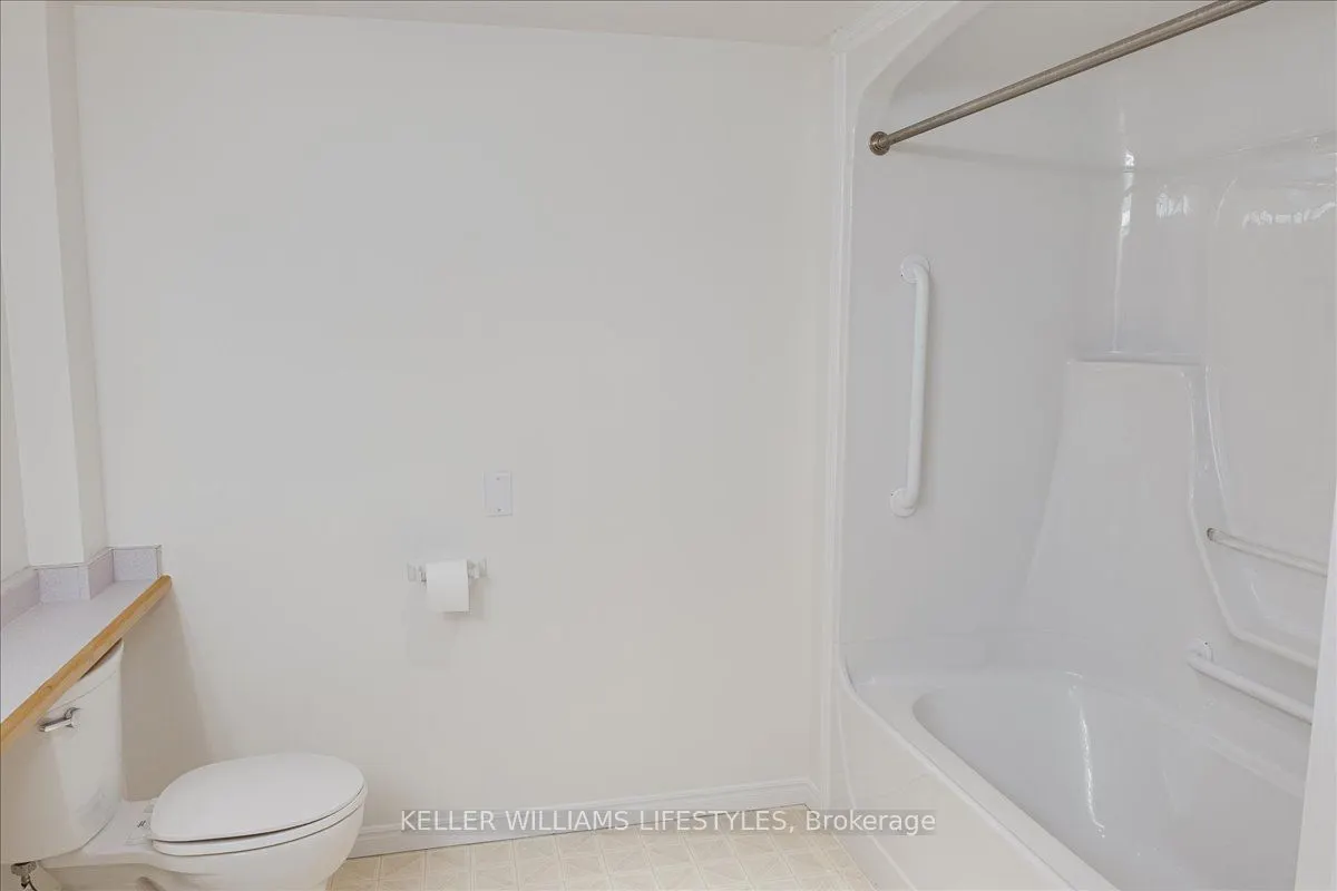 511 Gainsborough Road, #410