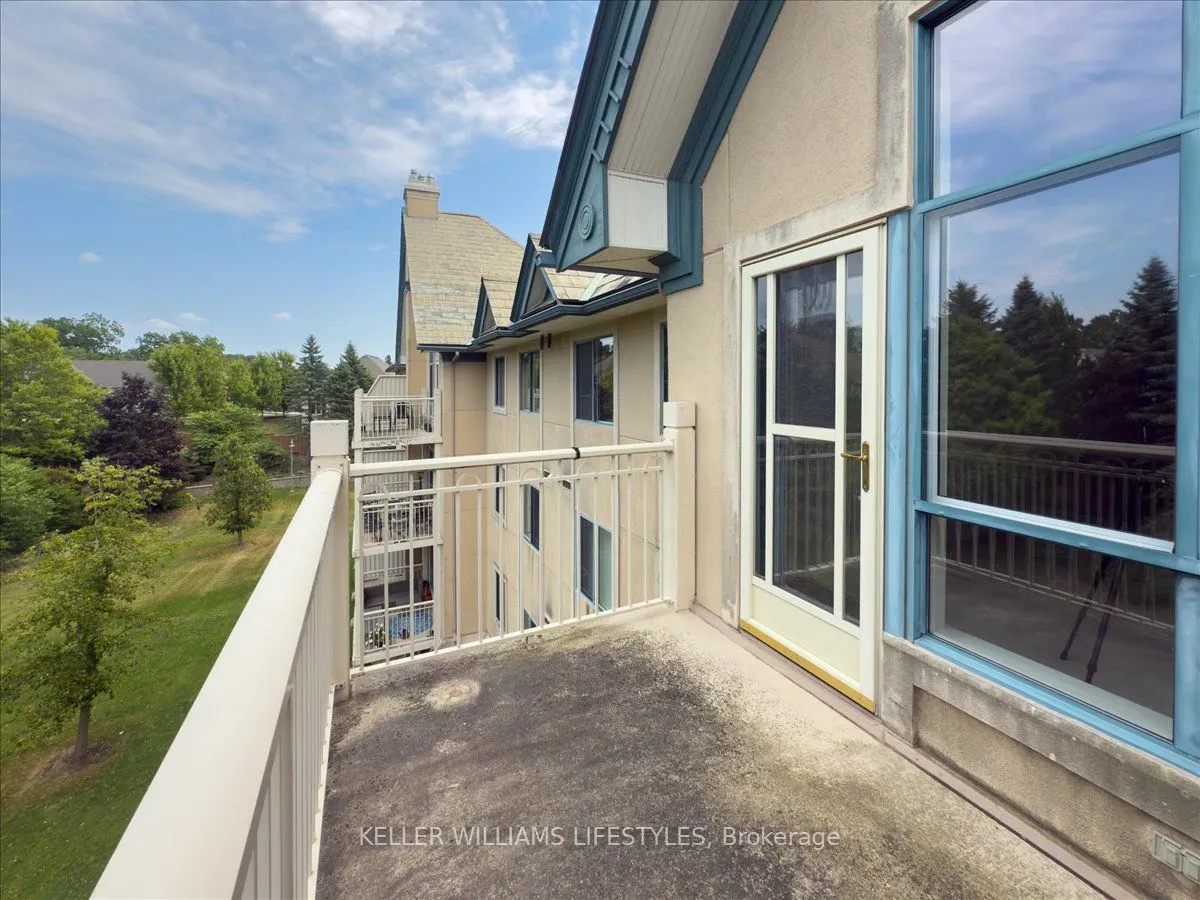 511 Gainsborough Road, #410