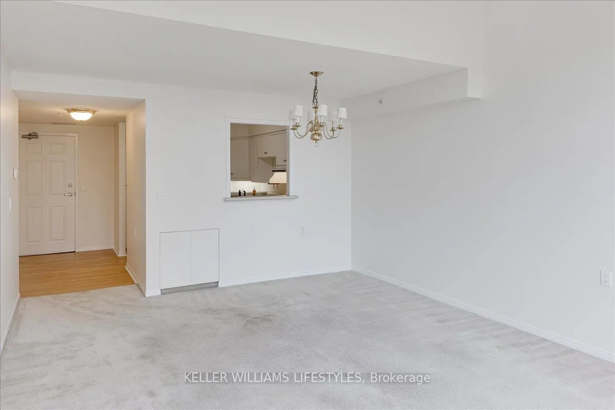 511 Gainsborough Road, #410