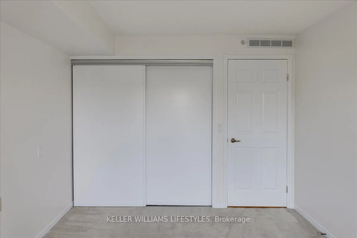 511 Gainsborough Road, #410