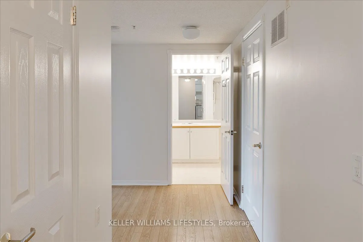 511 Gainsborough Road, #410