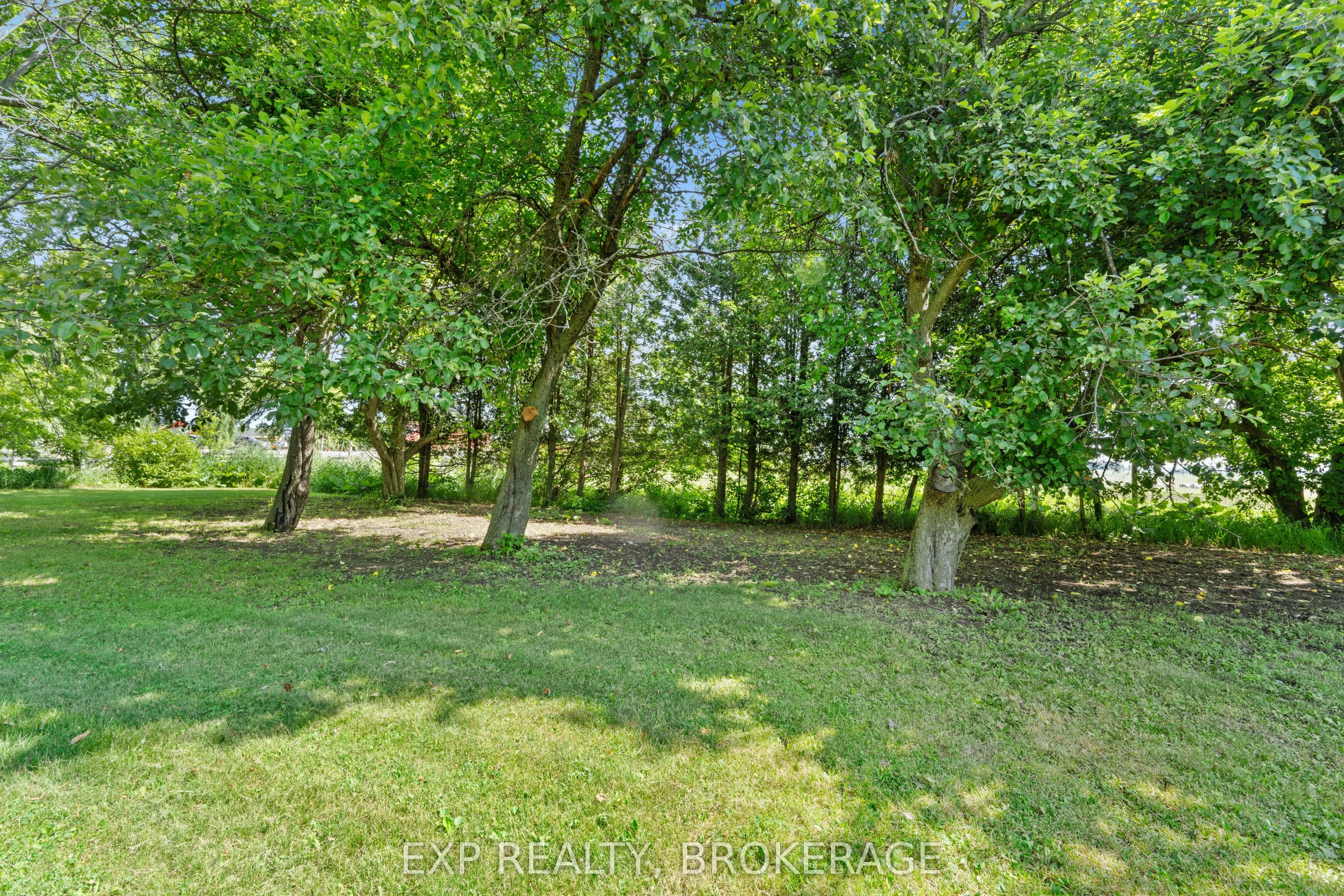 912 8TH LINE Road