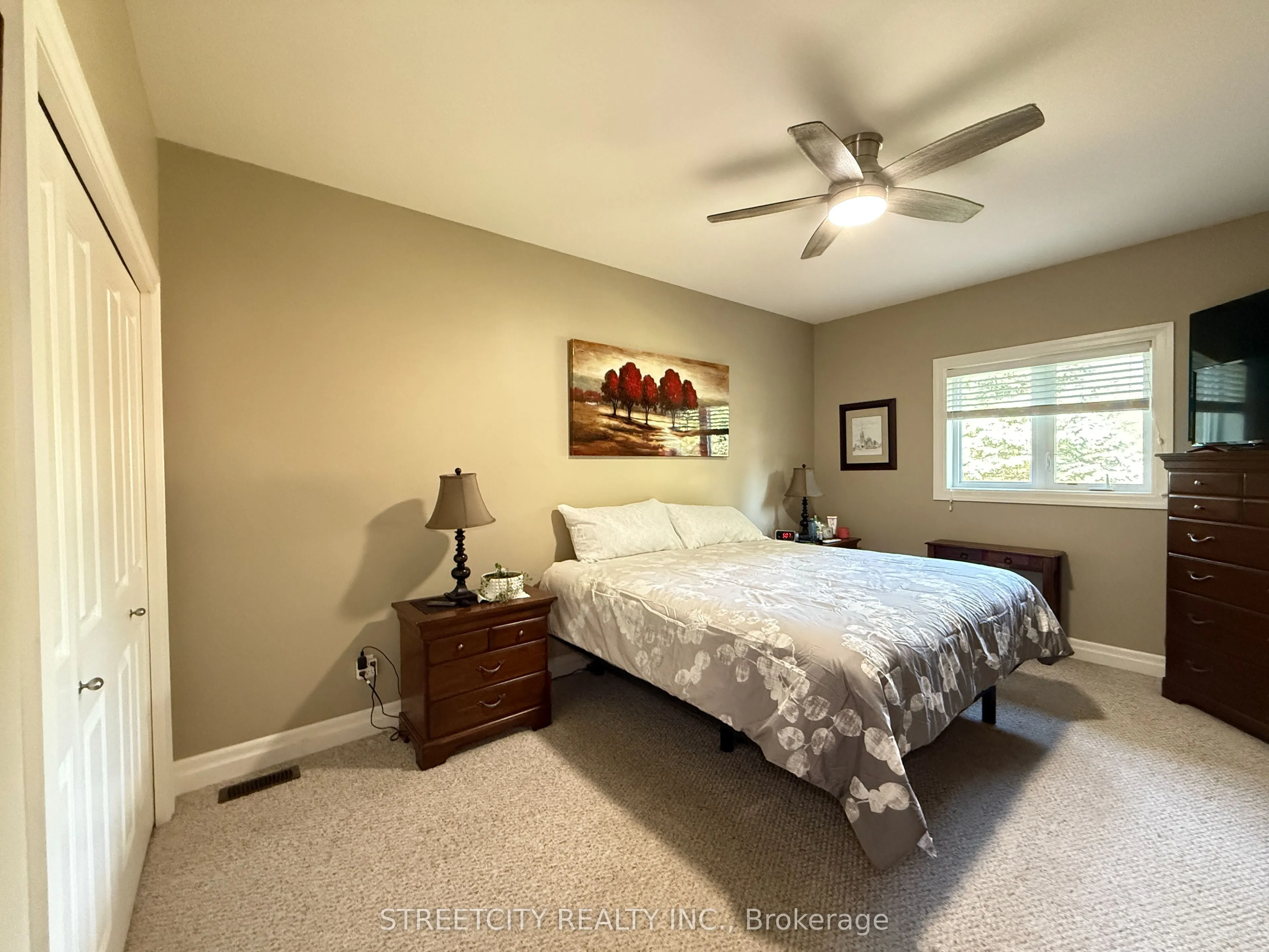 16 Leisure Lane