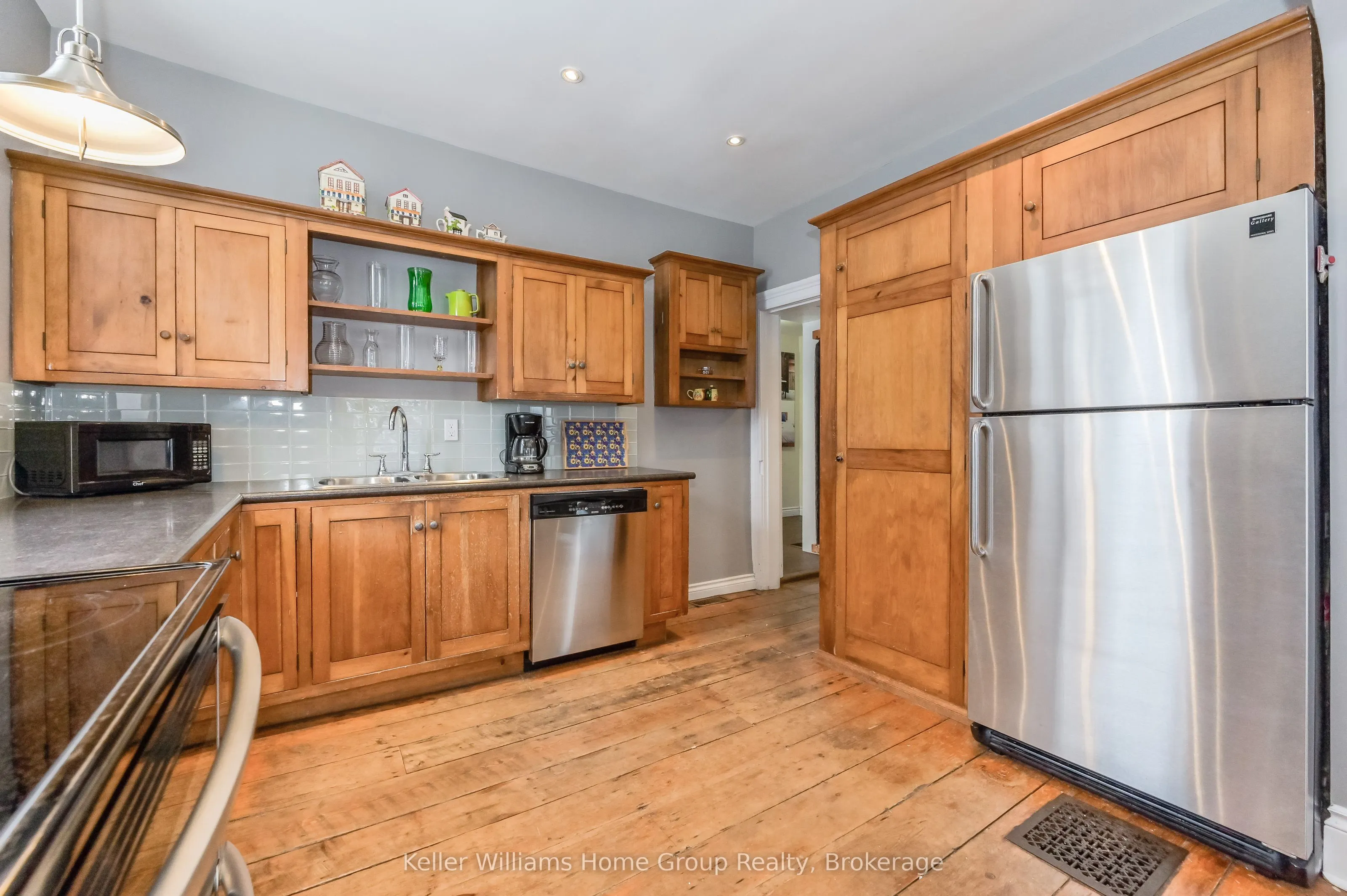 6783 Gerrie Road
