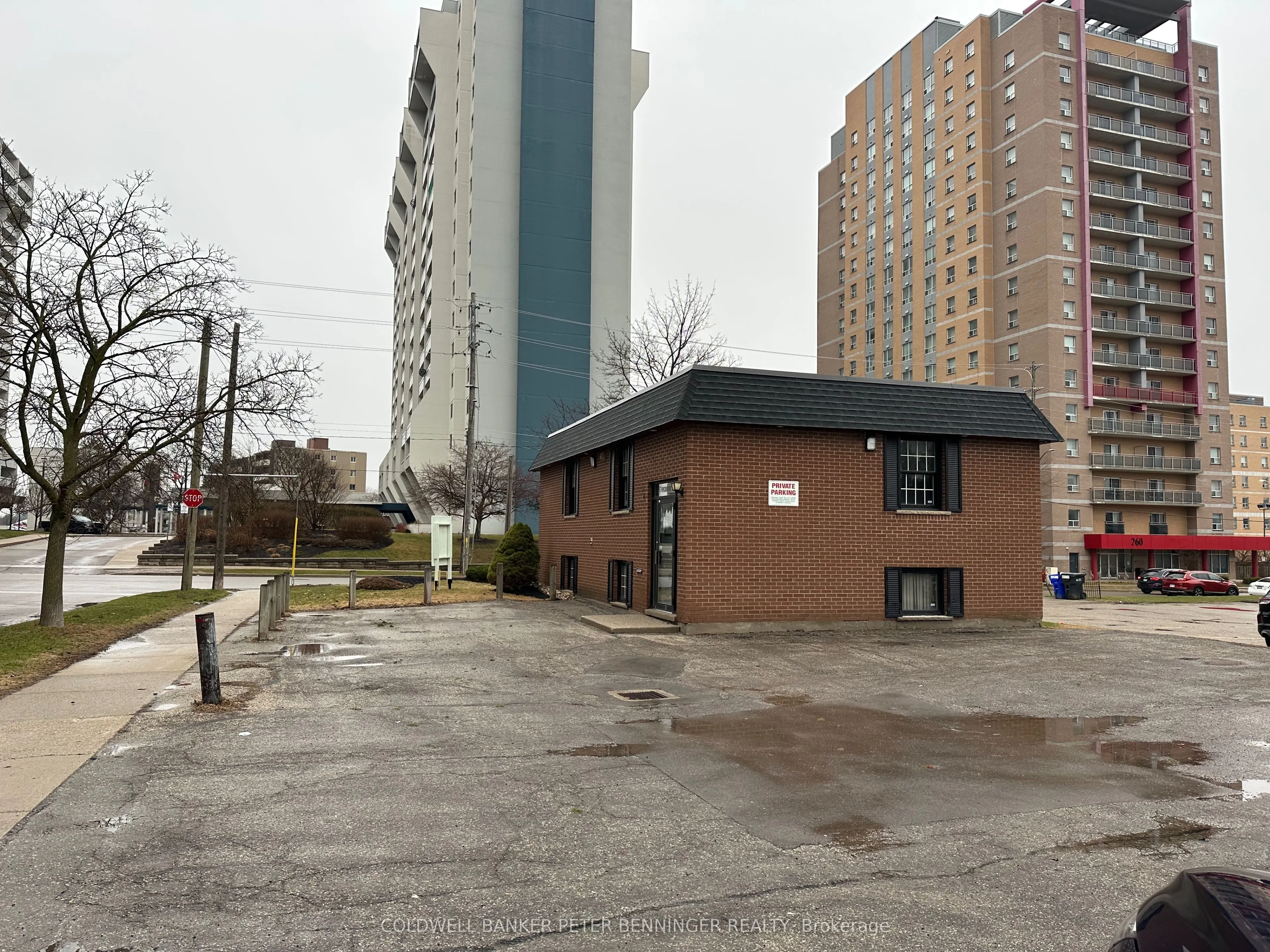 5 Hickory Street E, #B