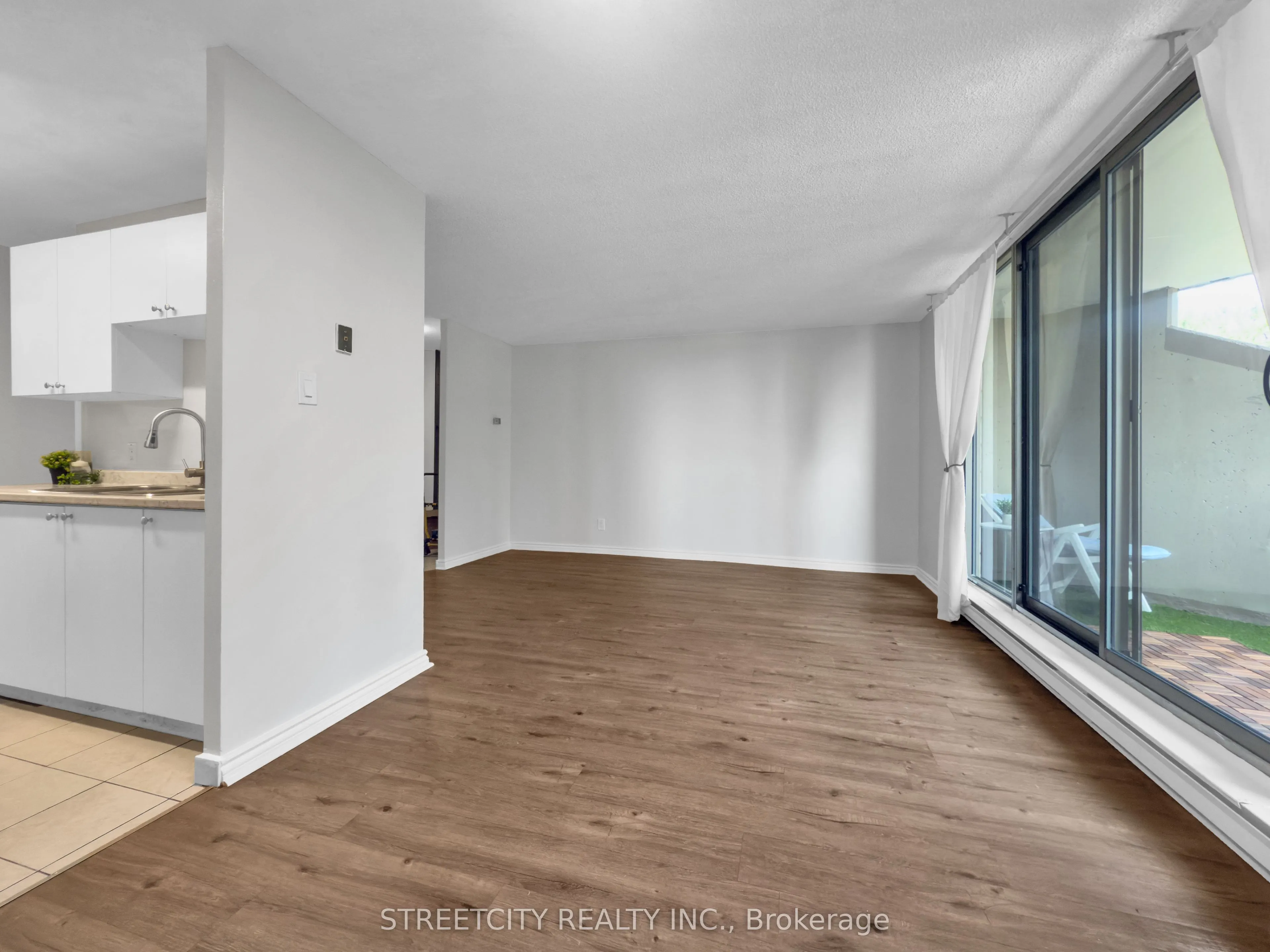 1103 Jalna Boulevard, #203
