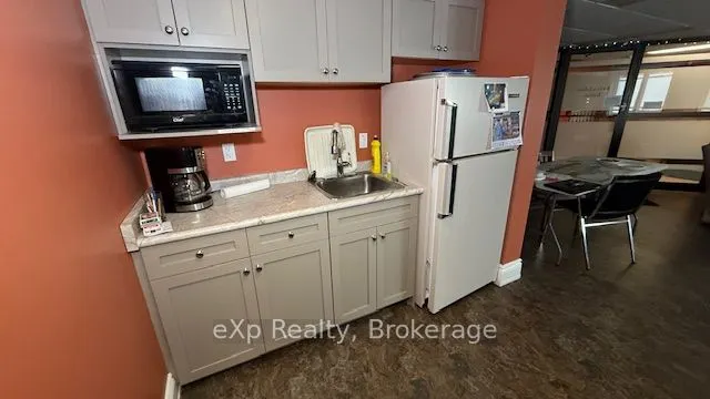 536 11th Avenue, #402