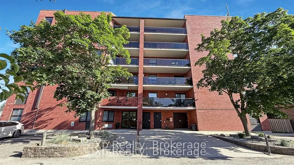 536 11th Avenue, #402