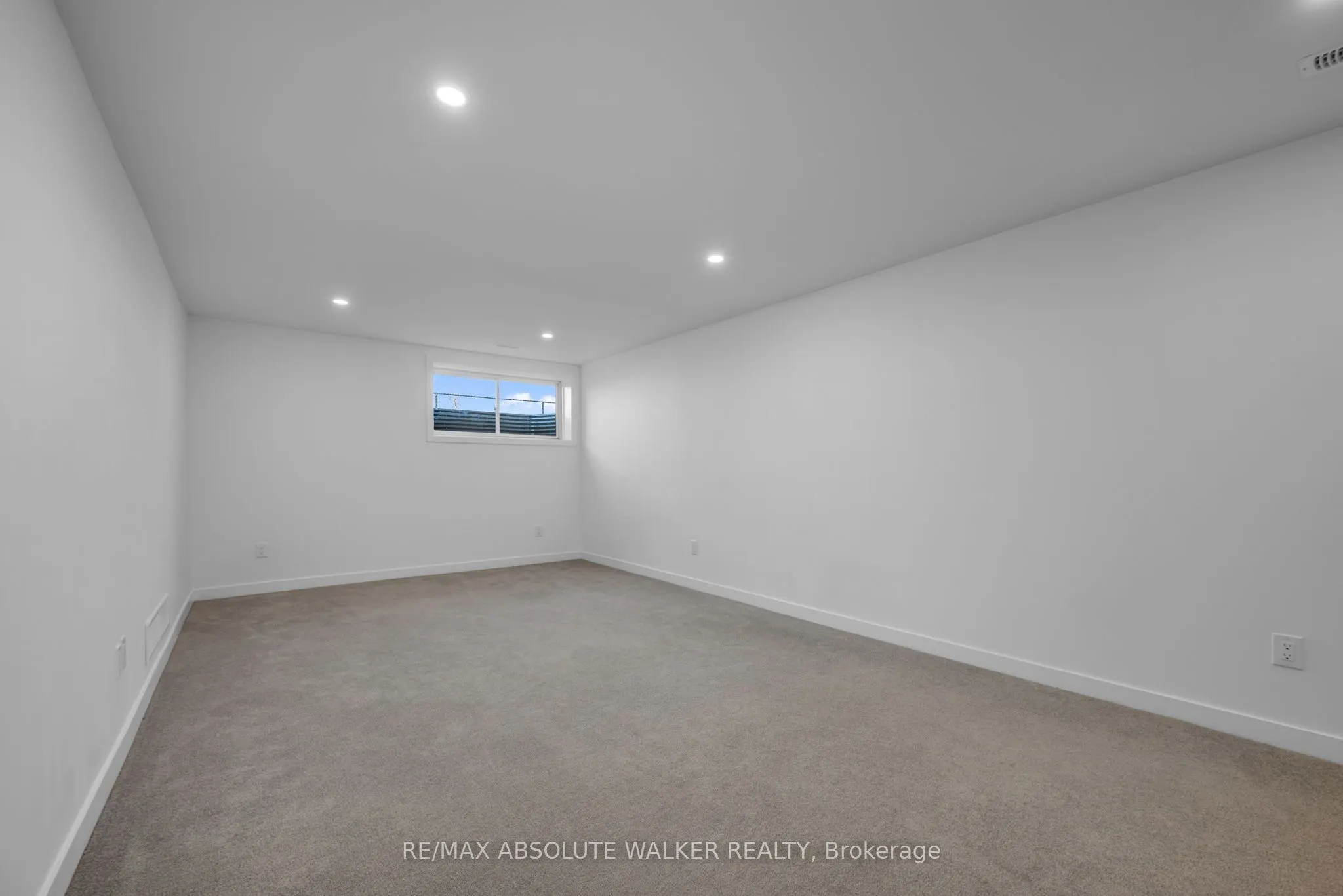 235 Finsbury Avenue