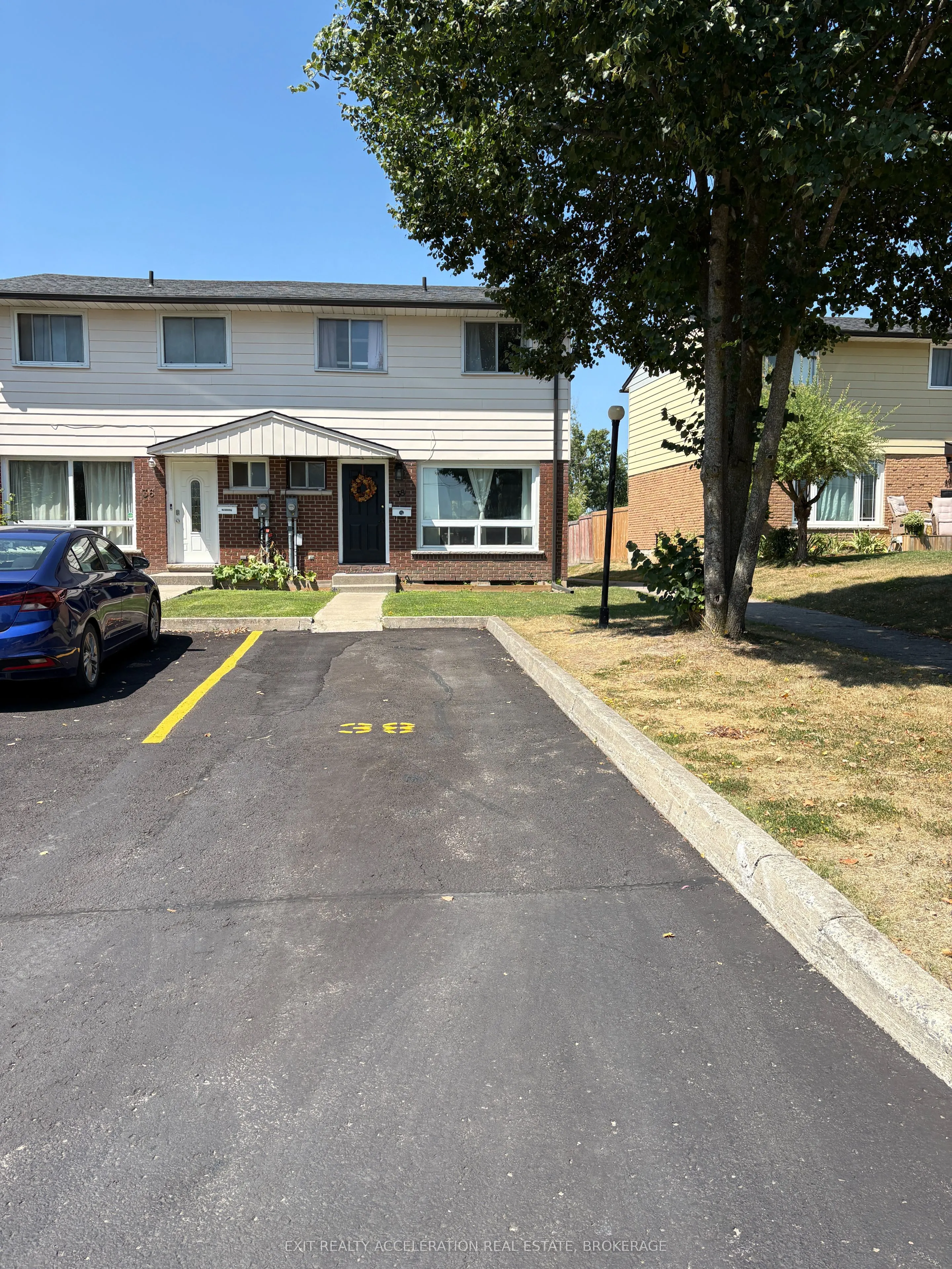 38 Winchester Drive, #38
