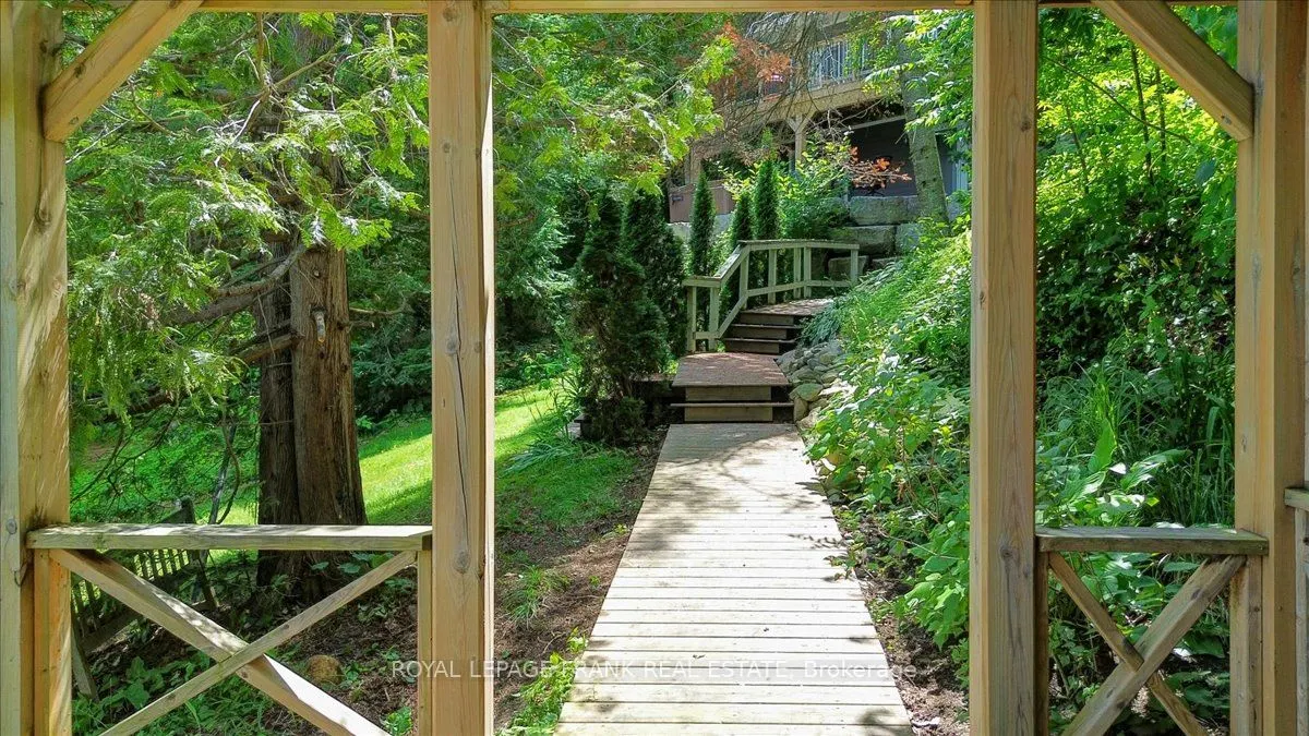 355 West Diamond Lake Road