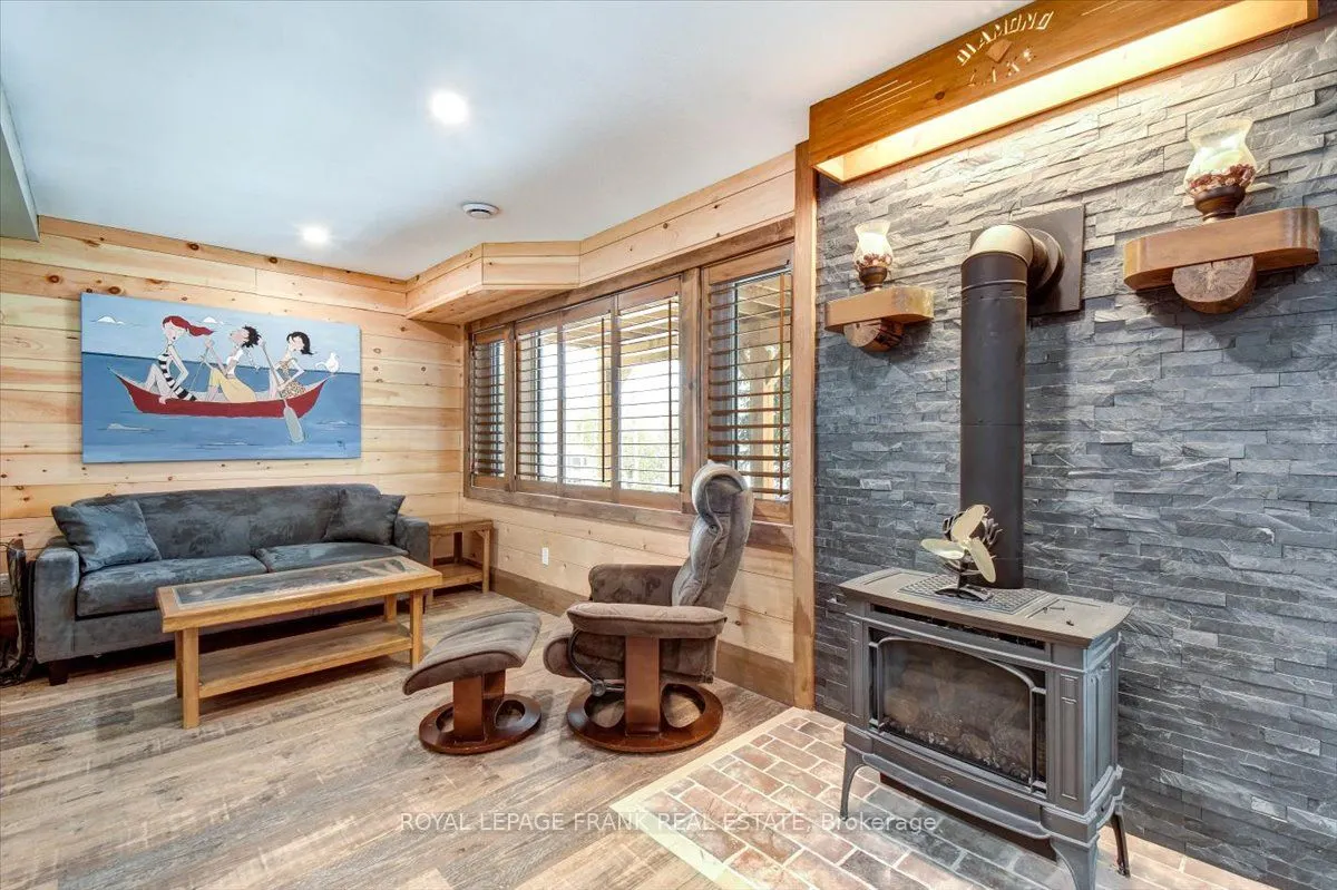 355 West Diamond Lake Road