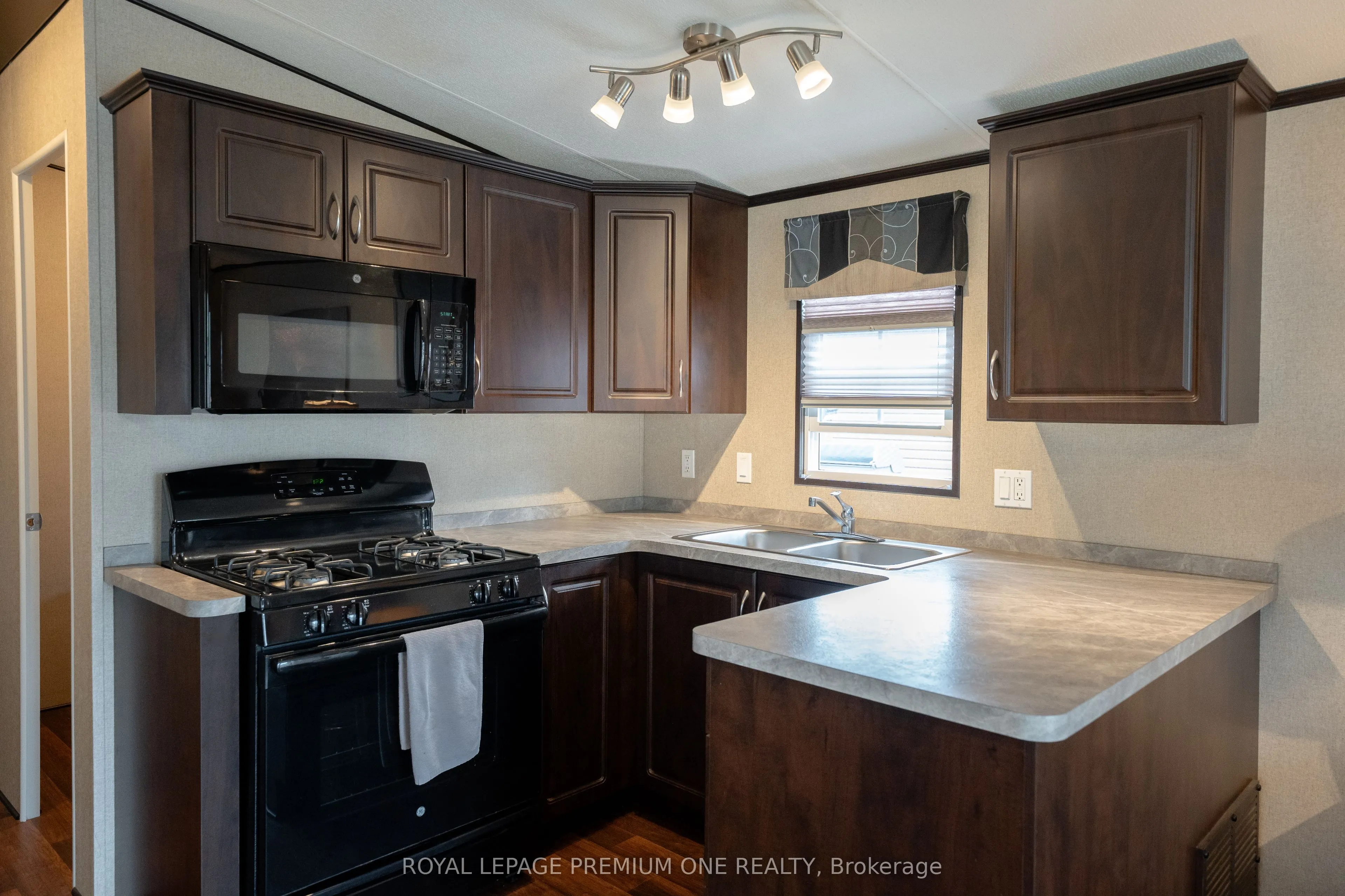 1501 LINE 8 Road, #254