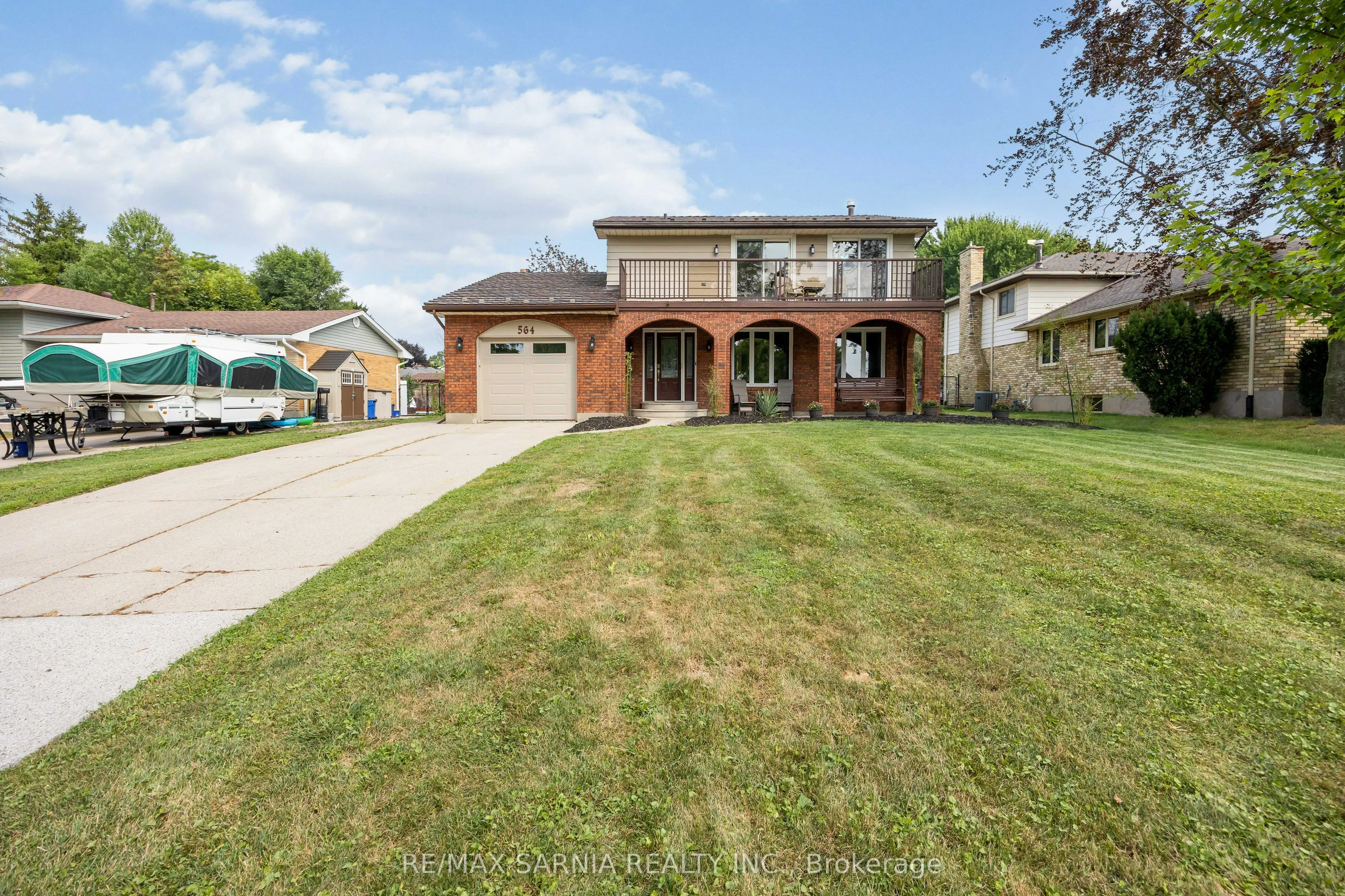 564 Riverside Drive