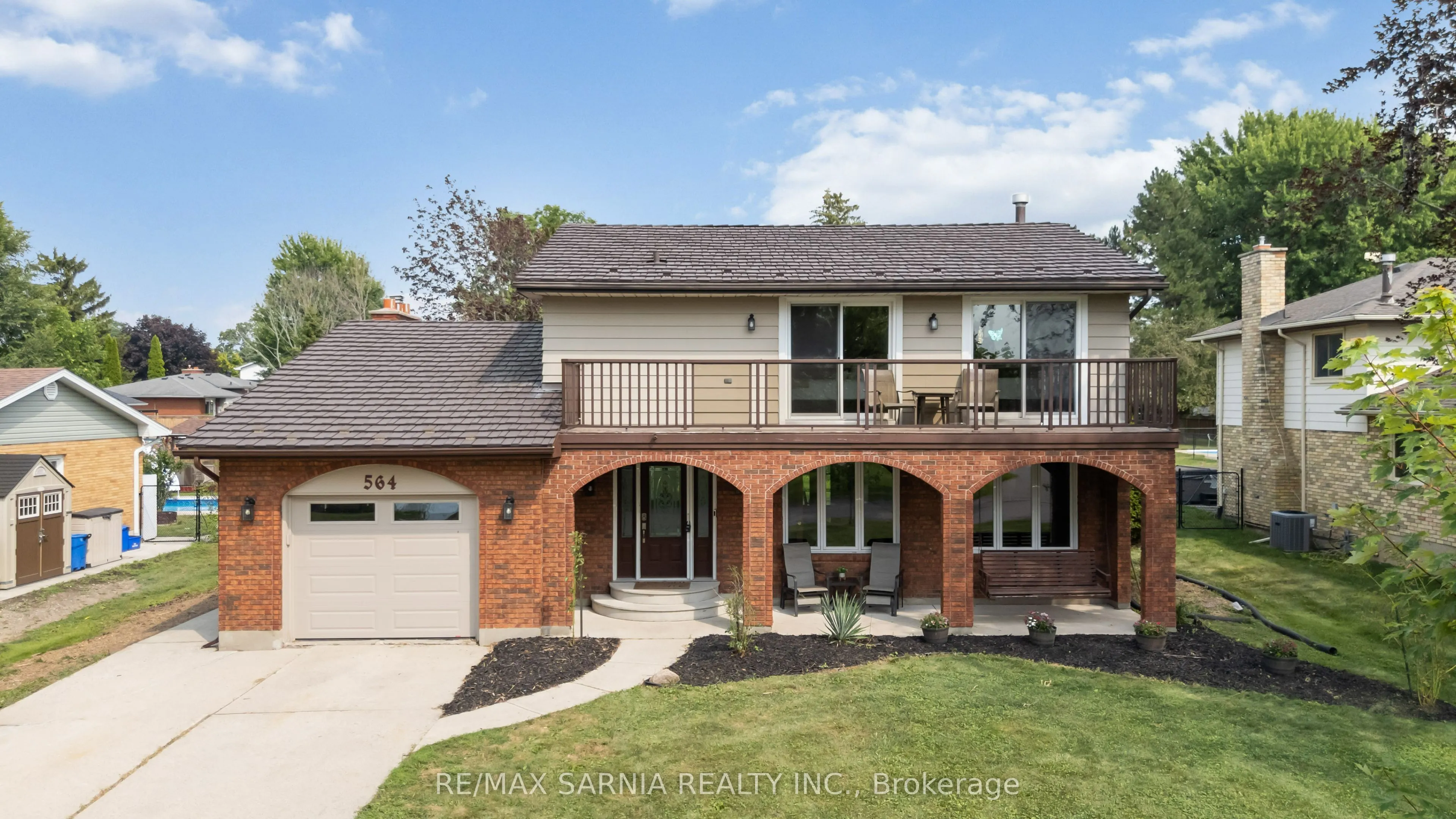 564 Riverside Drive