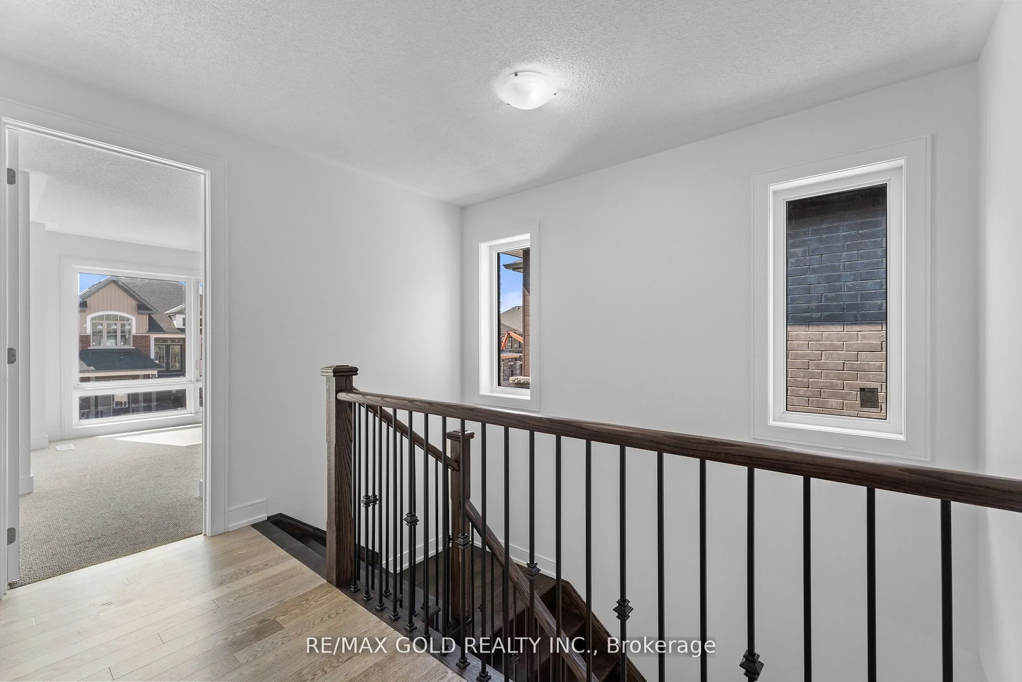 31 Stanley Leitch Drive