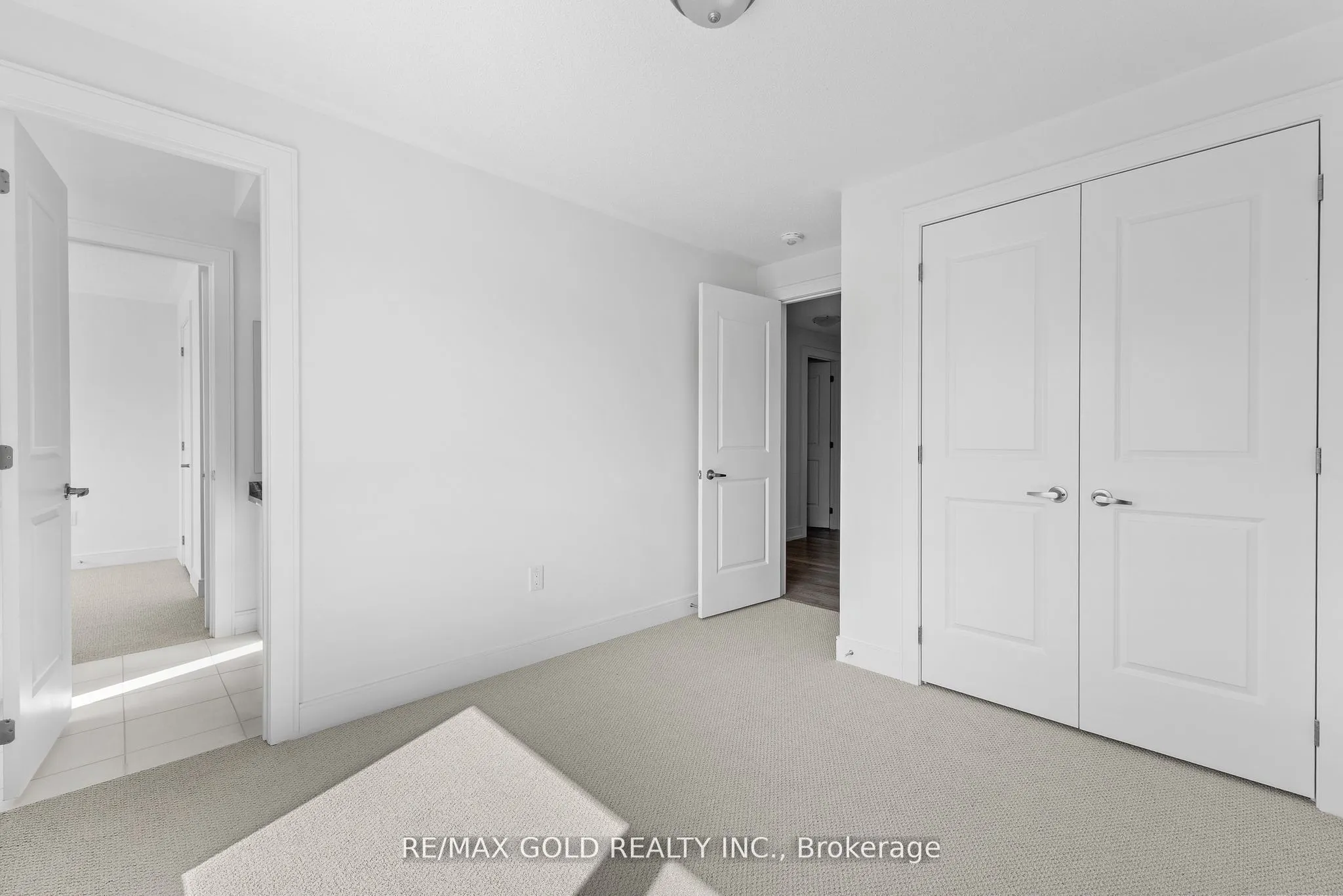 31 Stanley Leitch Drive