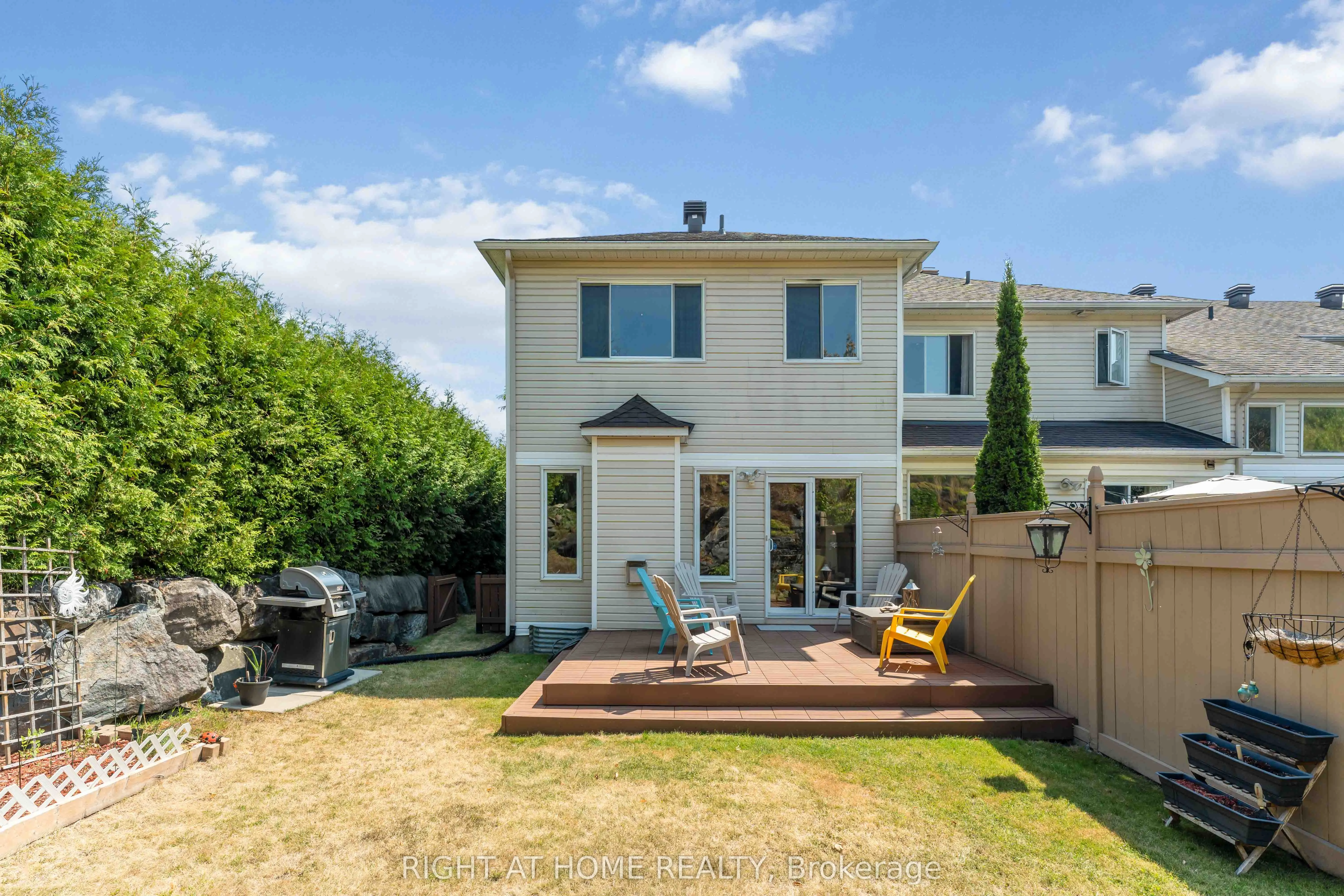 142 Blackdome Crescent