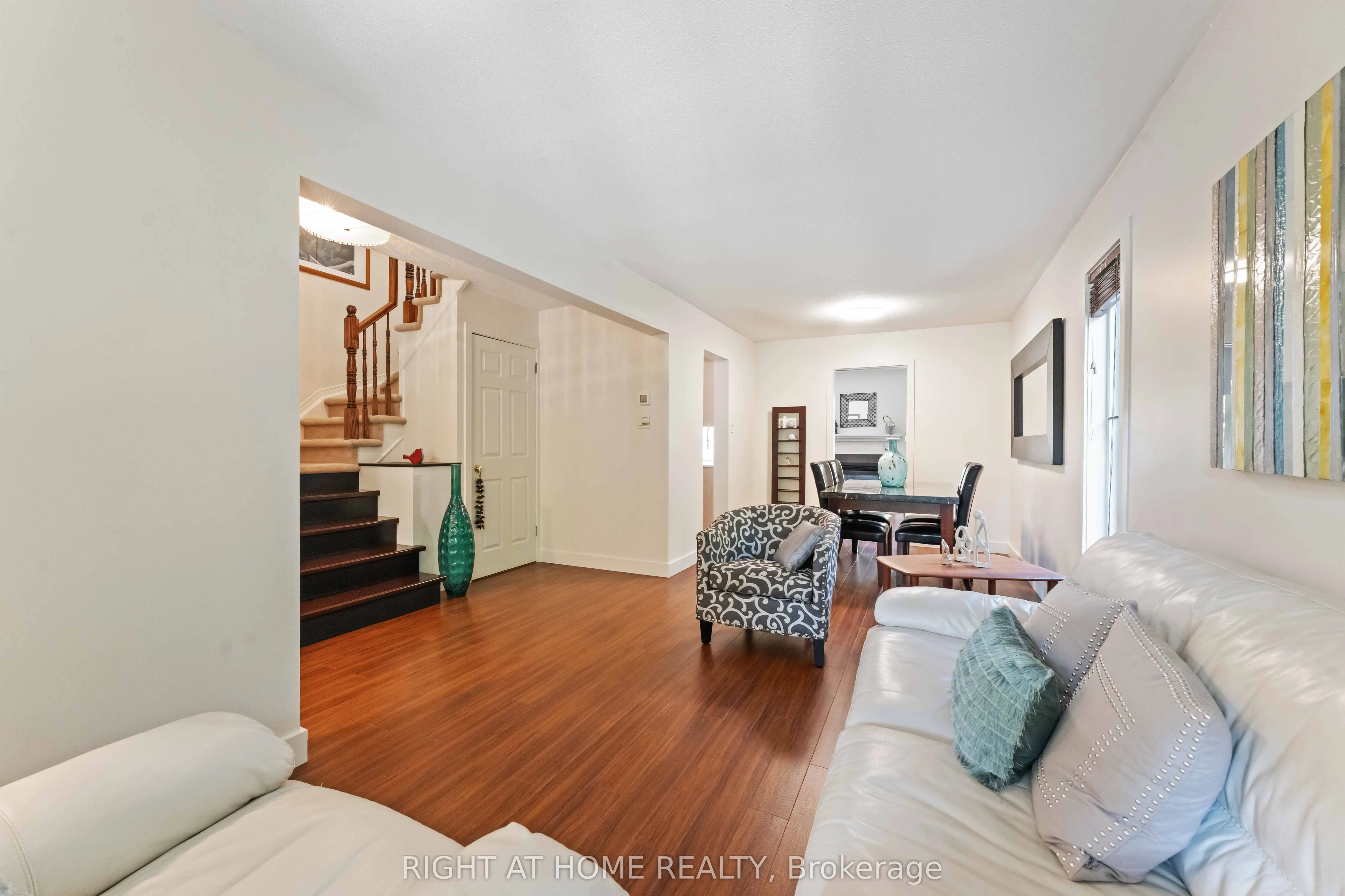 142 Blackdome Crescent