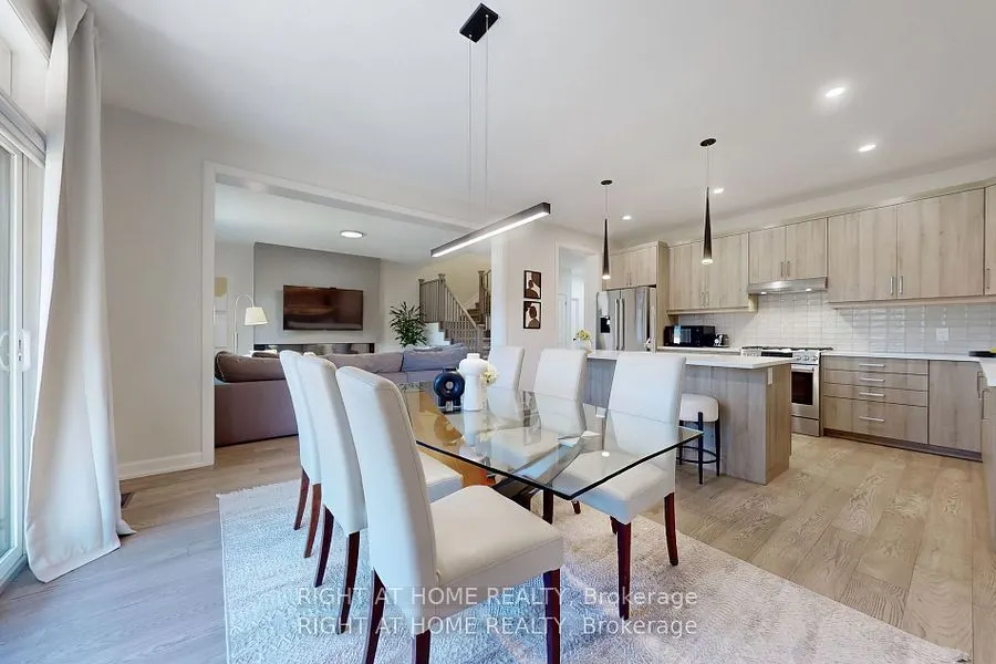3805 SIMPSON Lane