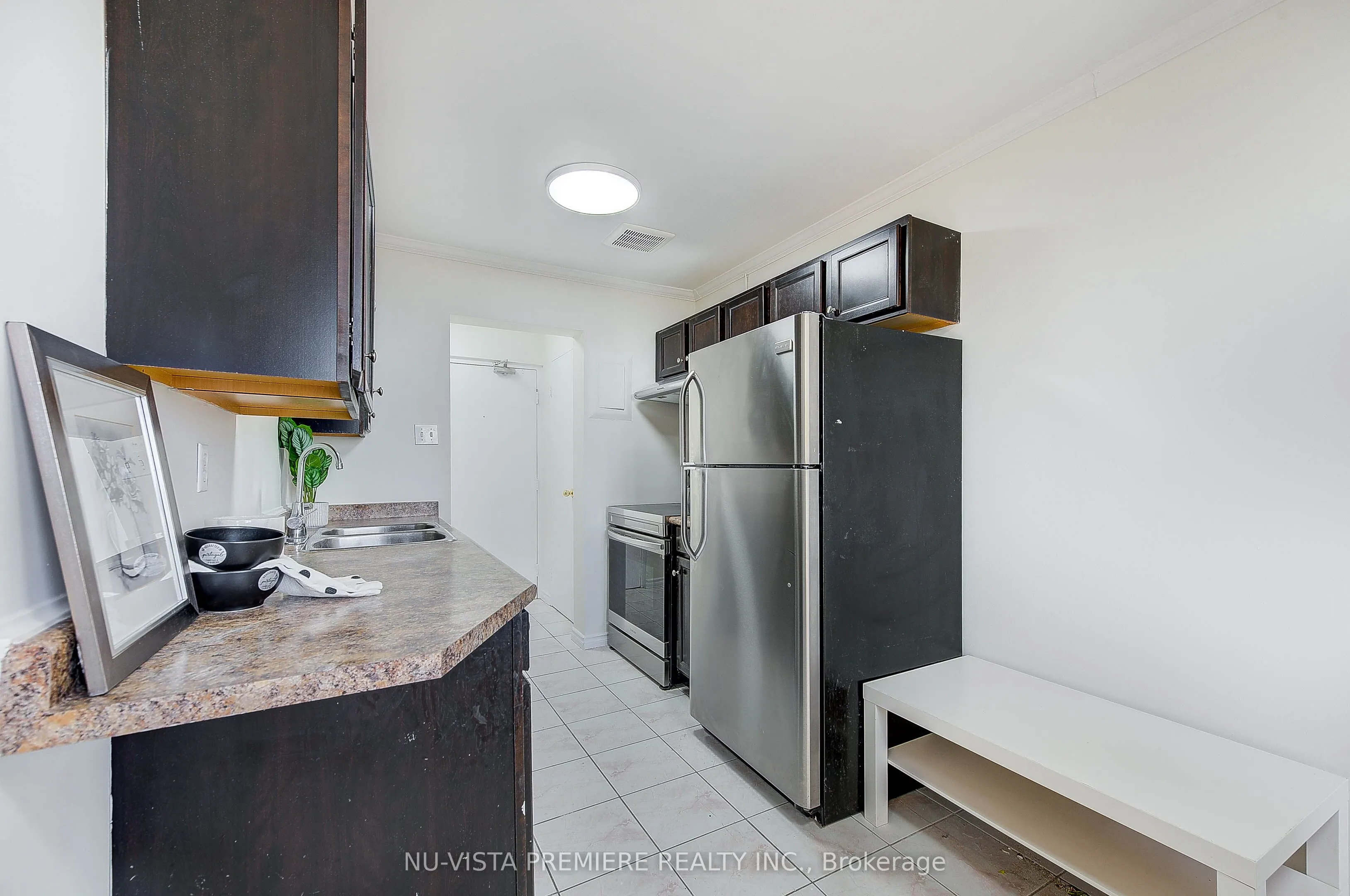 1102 Jalna Boulevard, #602