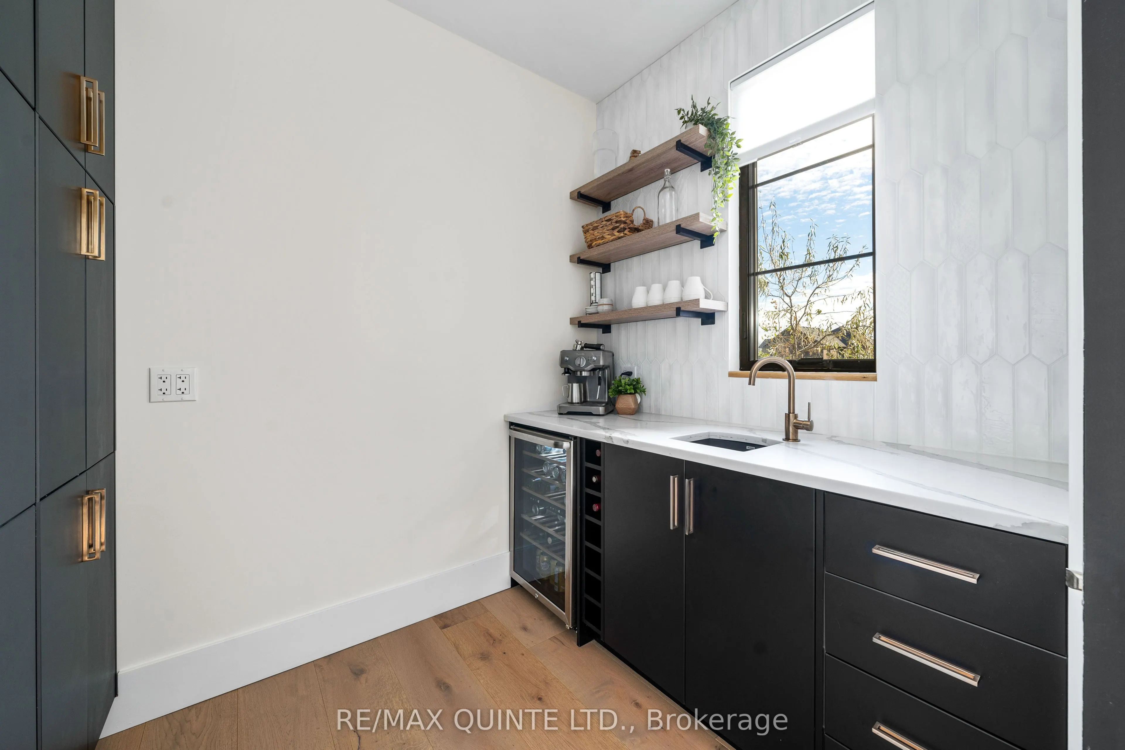665 Harmony Road, #16