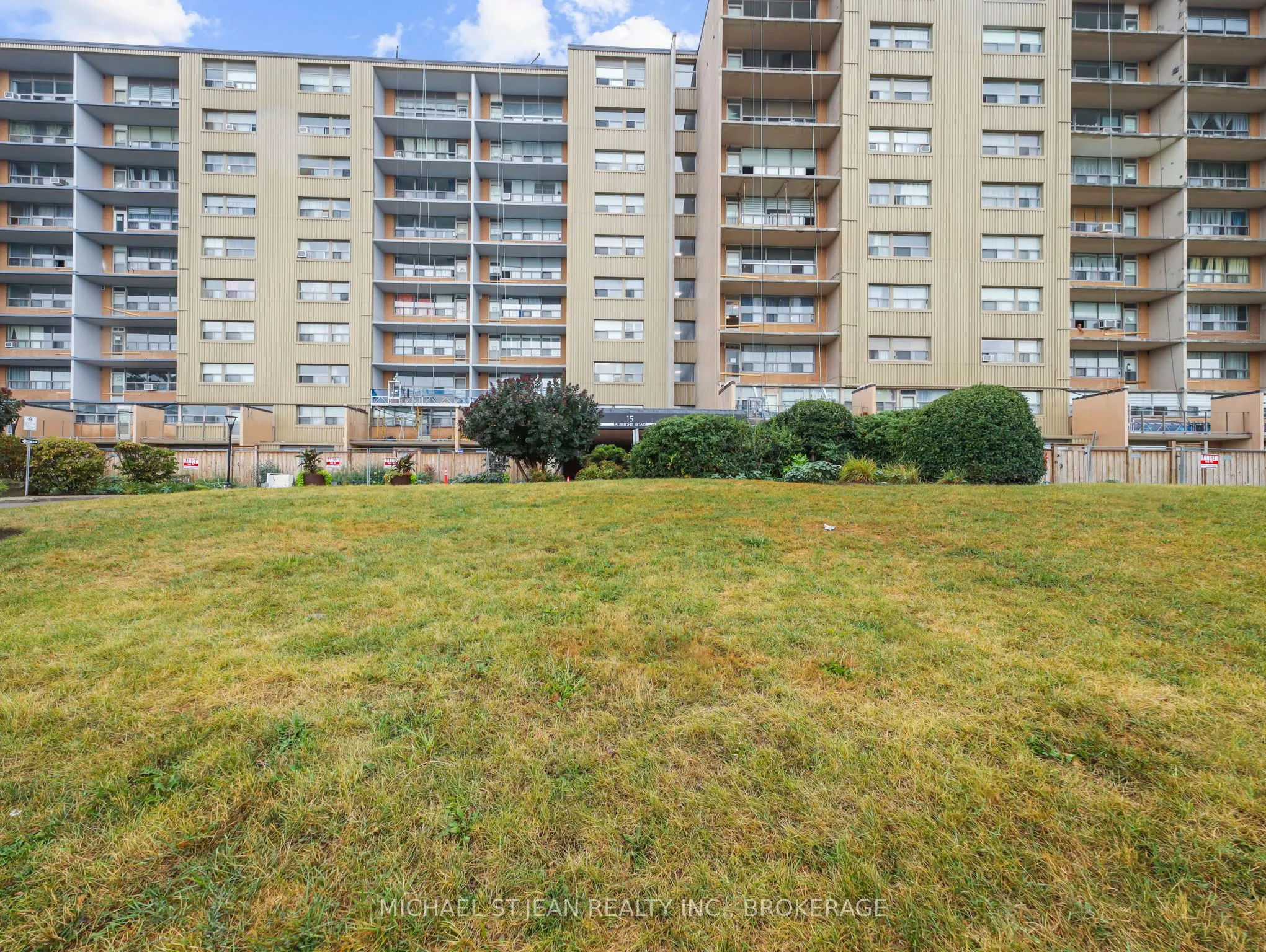 15 Albright Road, #1008