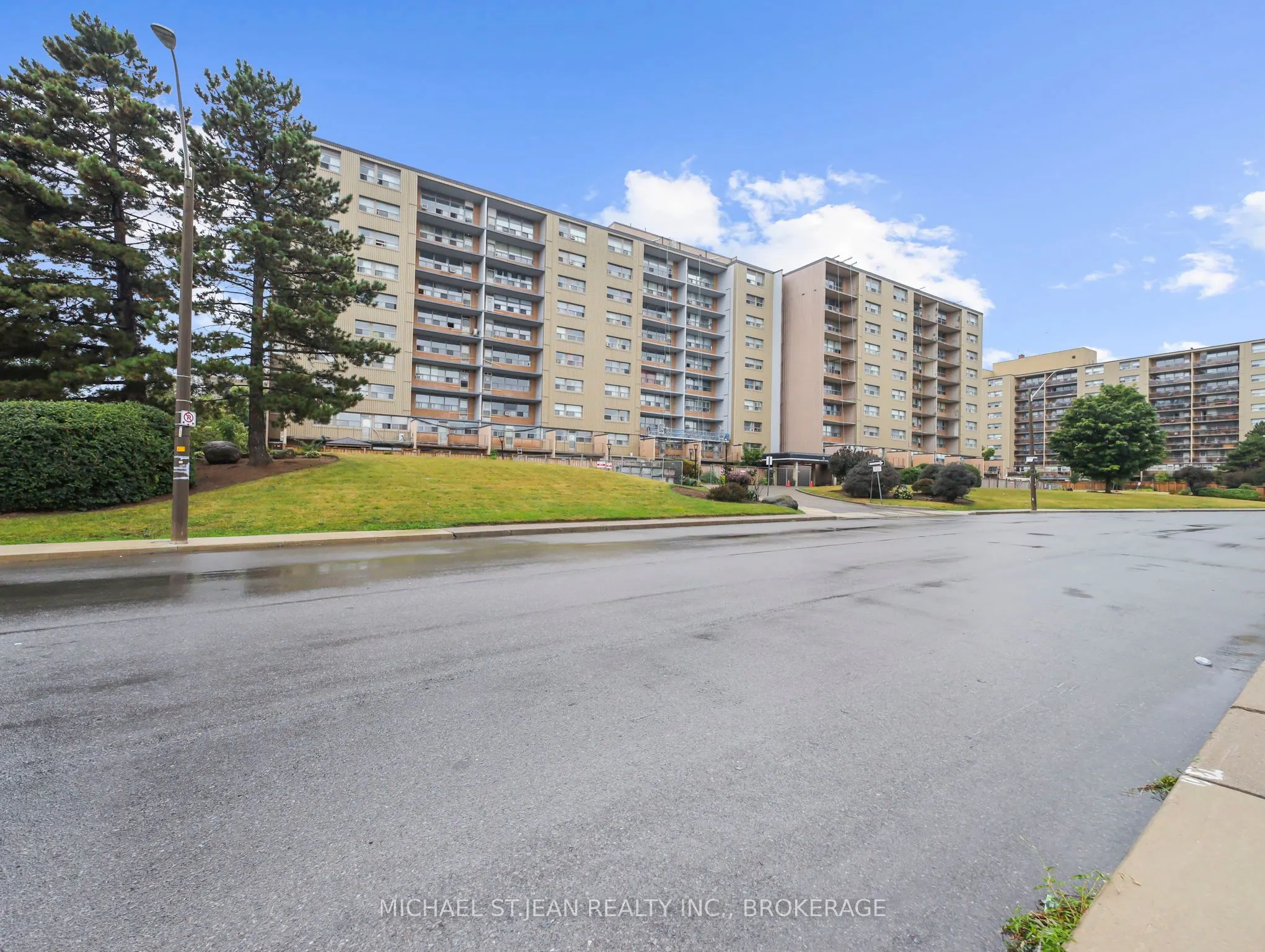 15 Albright Road, #1008