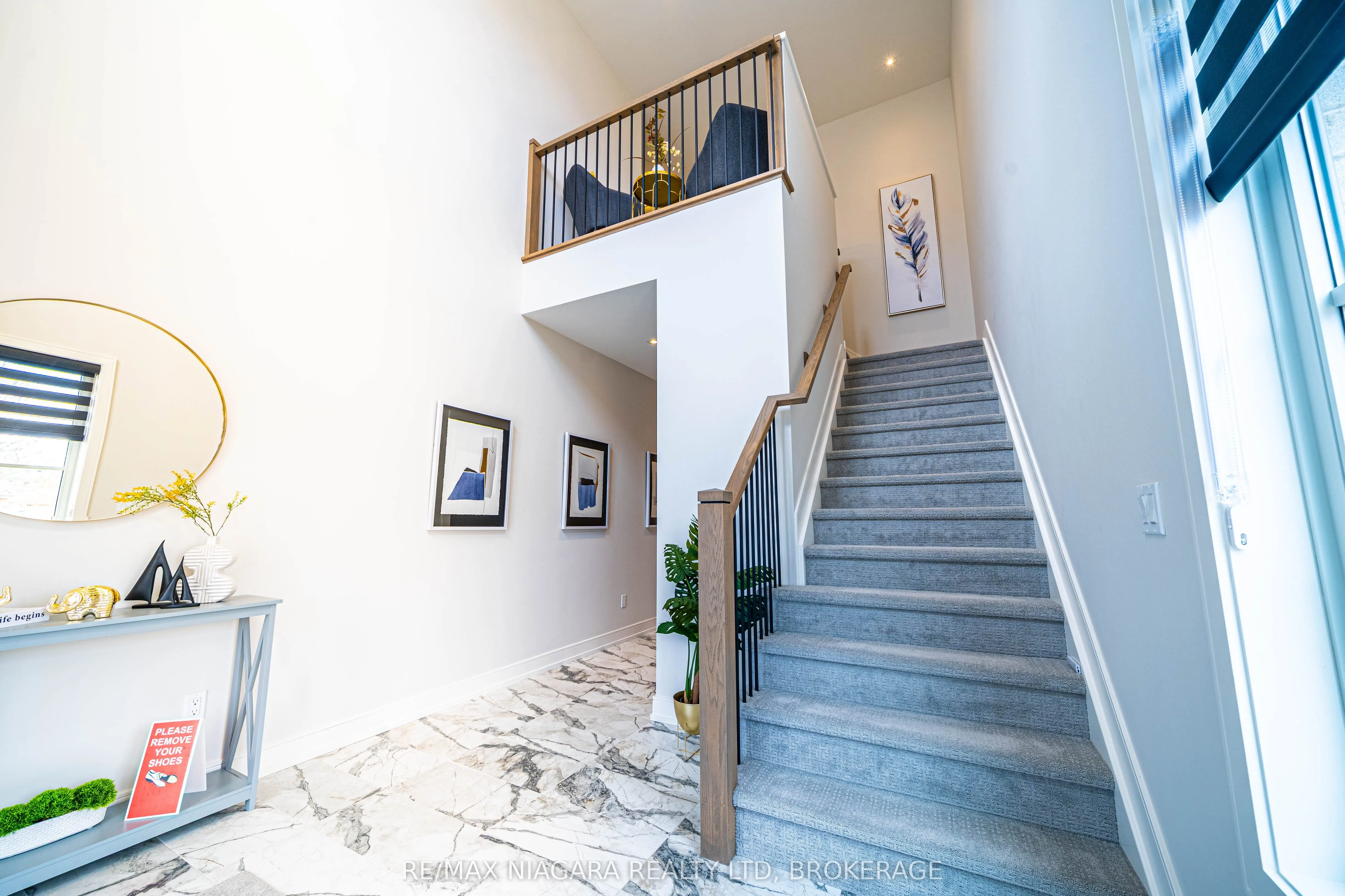 24 Grapeview Drive, #17