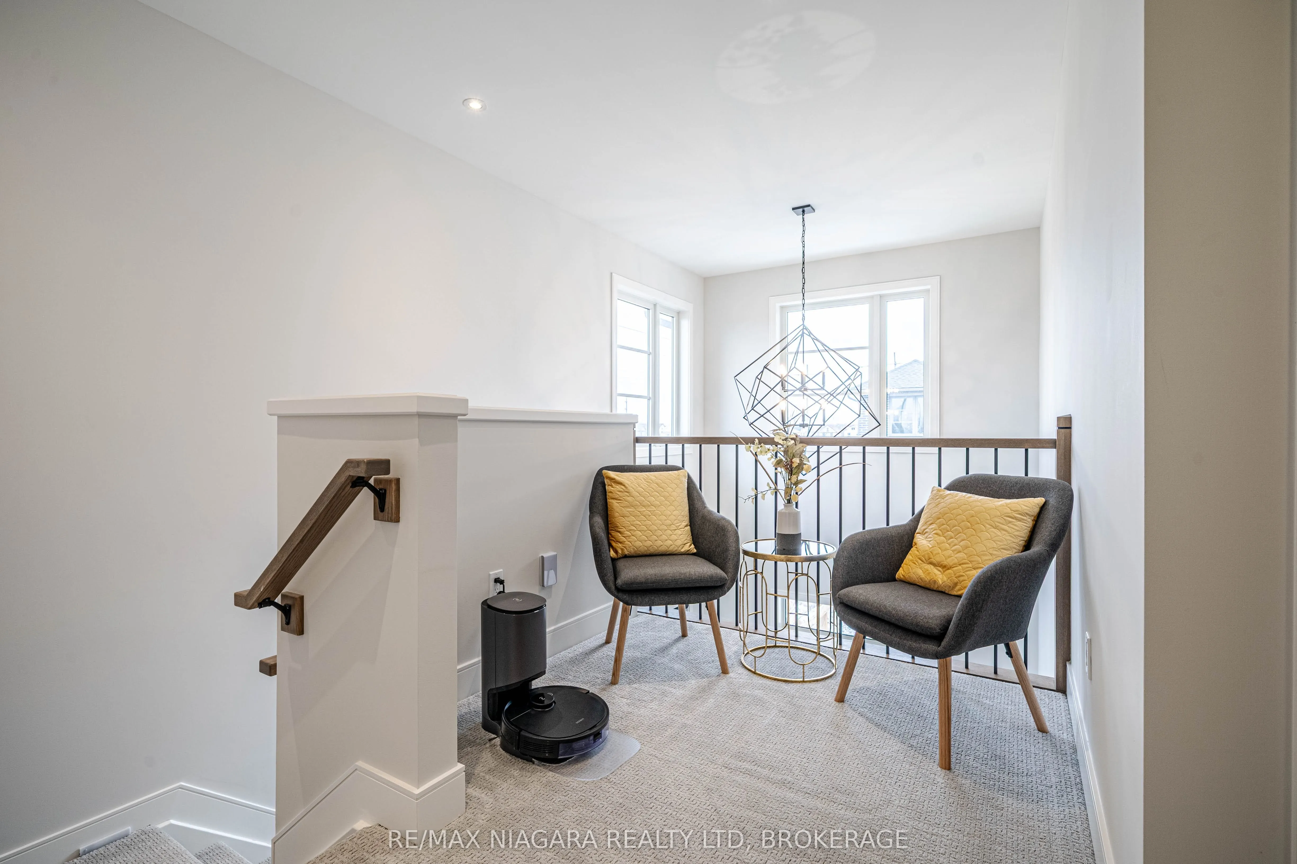 24 Grapeview Drive, #17
