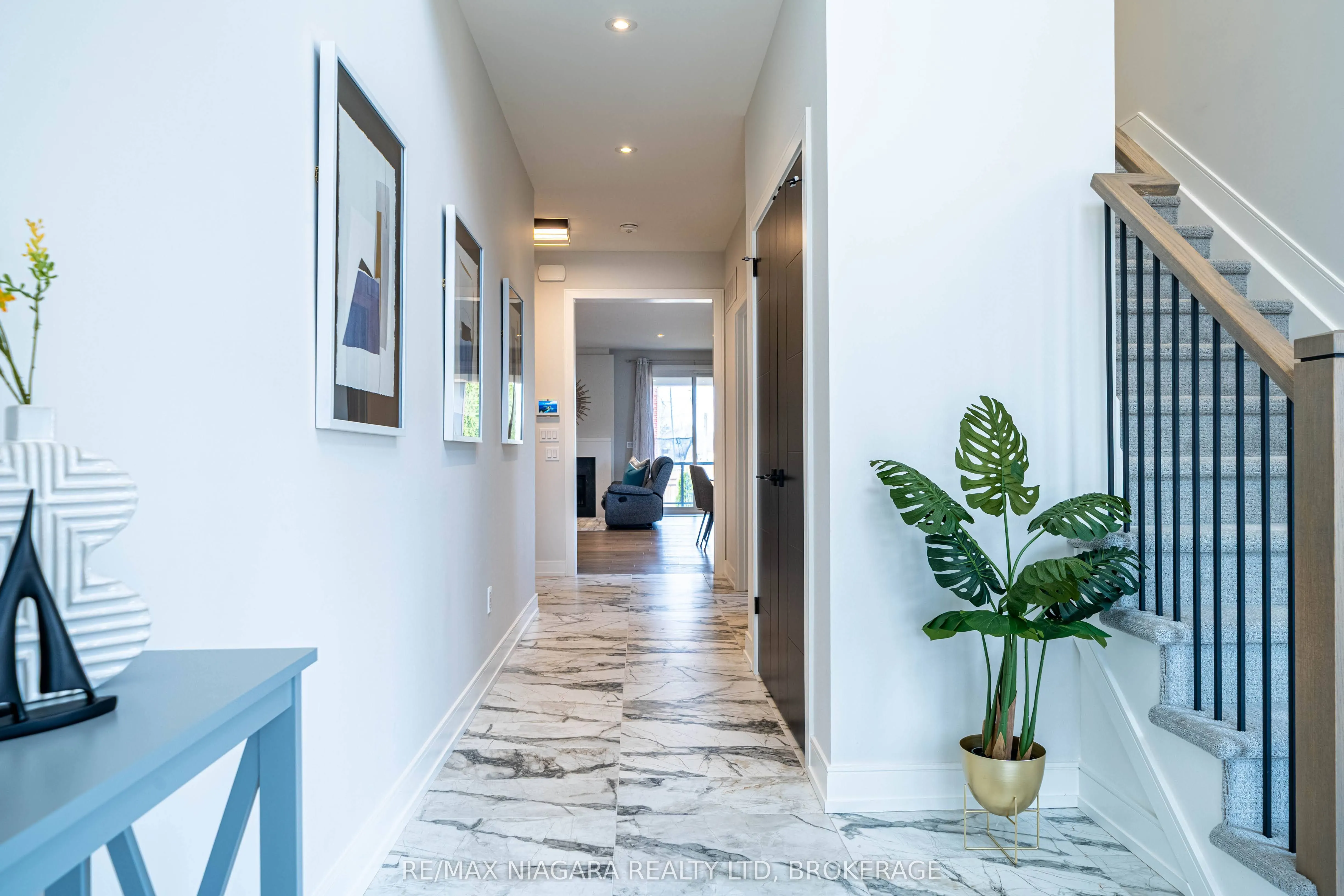 24 Grapeview Drive, #17