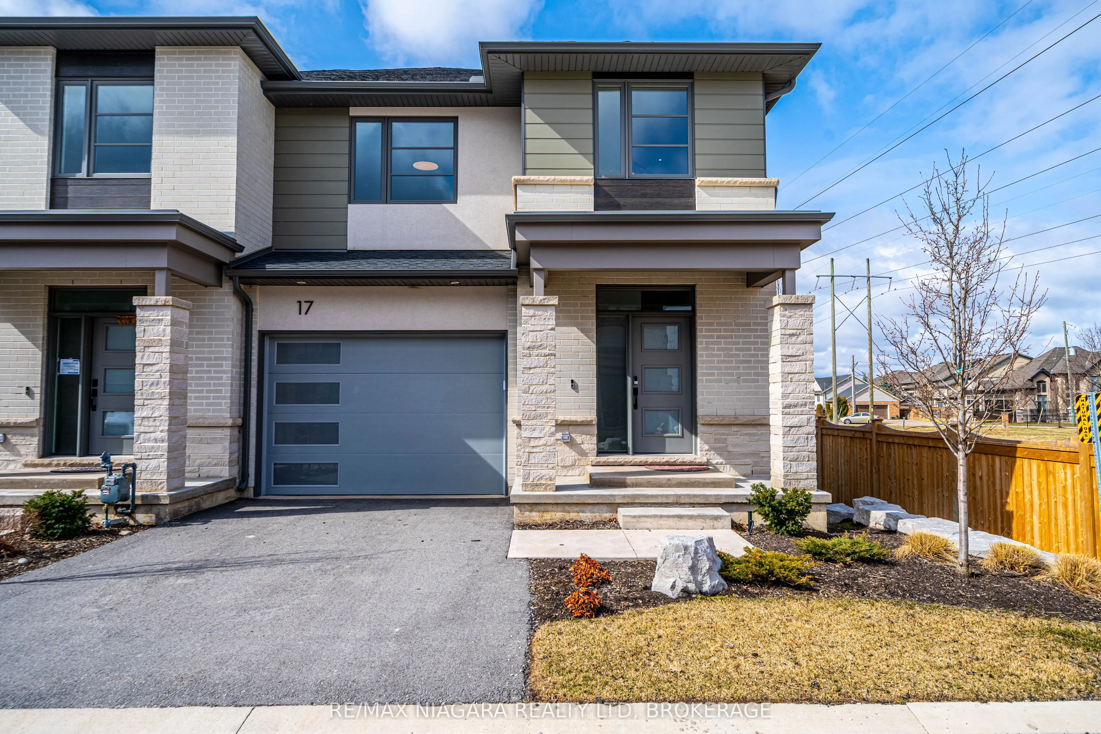 24 Grapeview Drive, #17