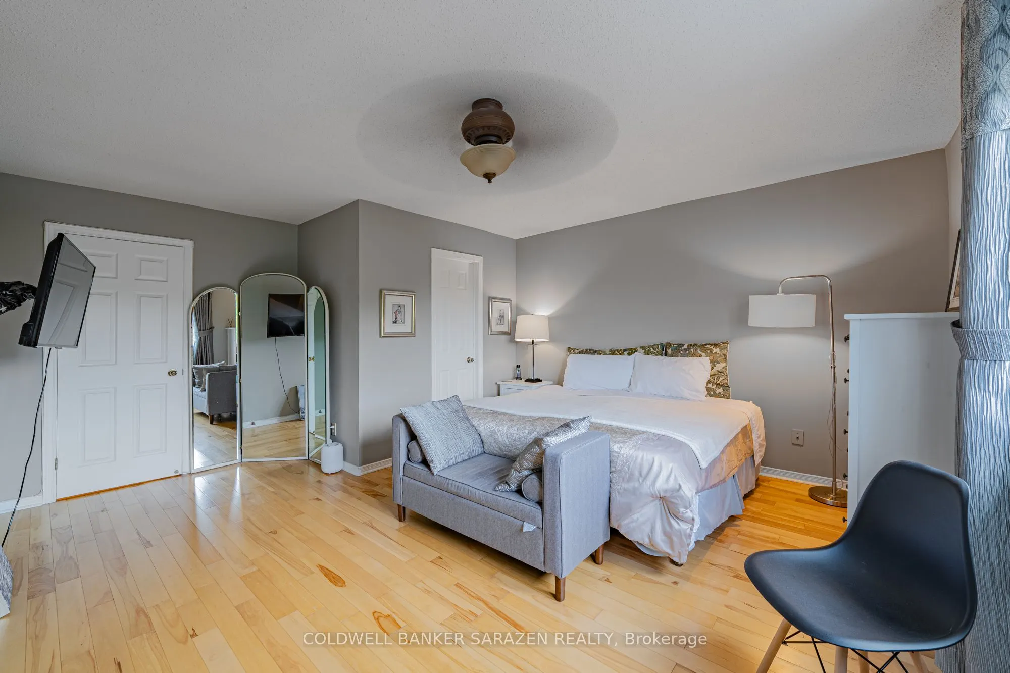 108 Ashpark Crescent