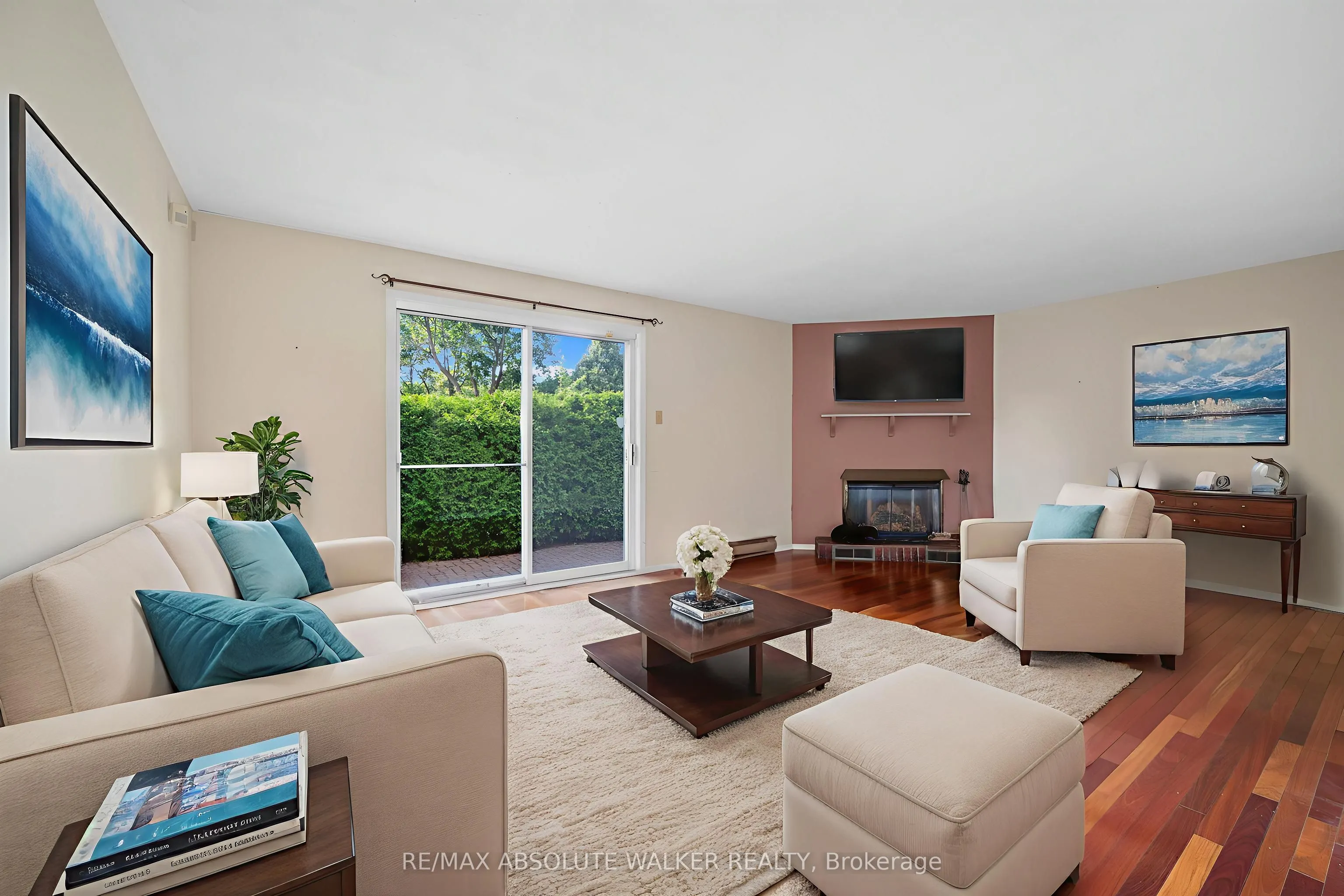 1439 Metz Crescent