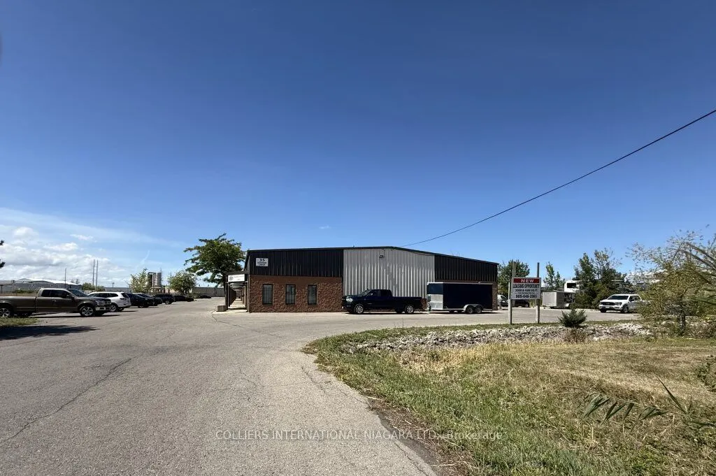 35 Seapark Drive, #11 & 12