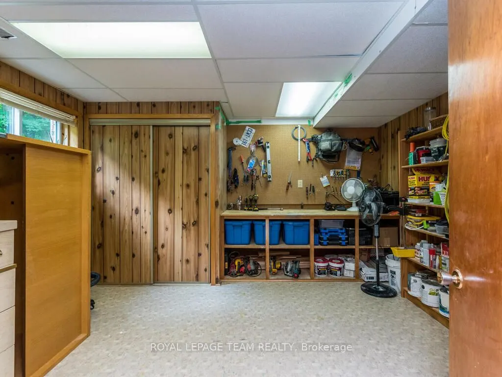 6677 ROGER STEVENS Drive N